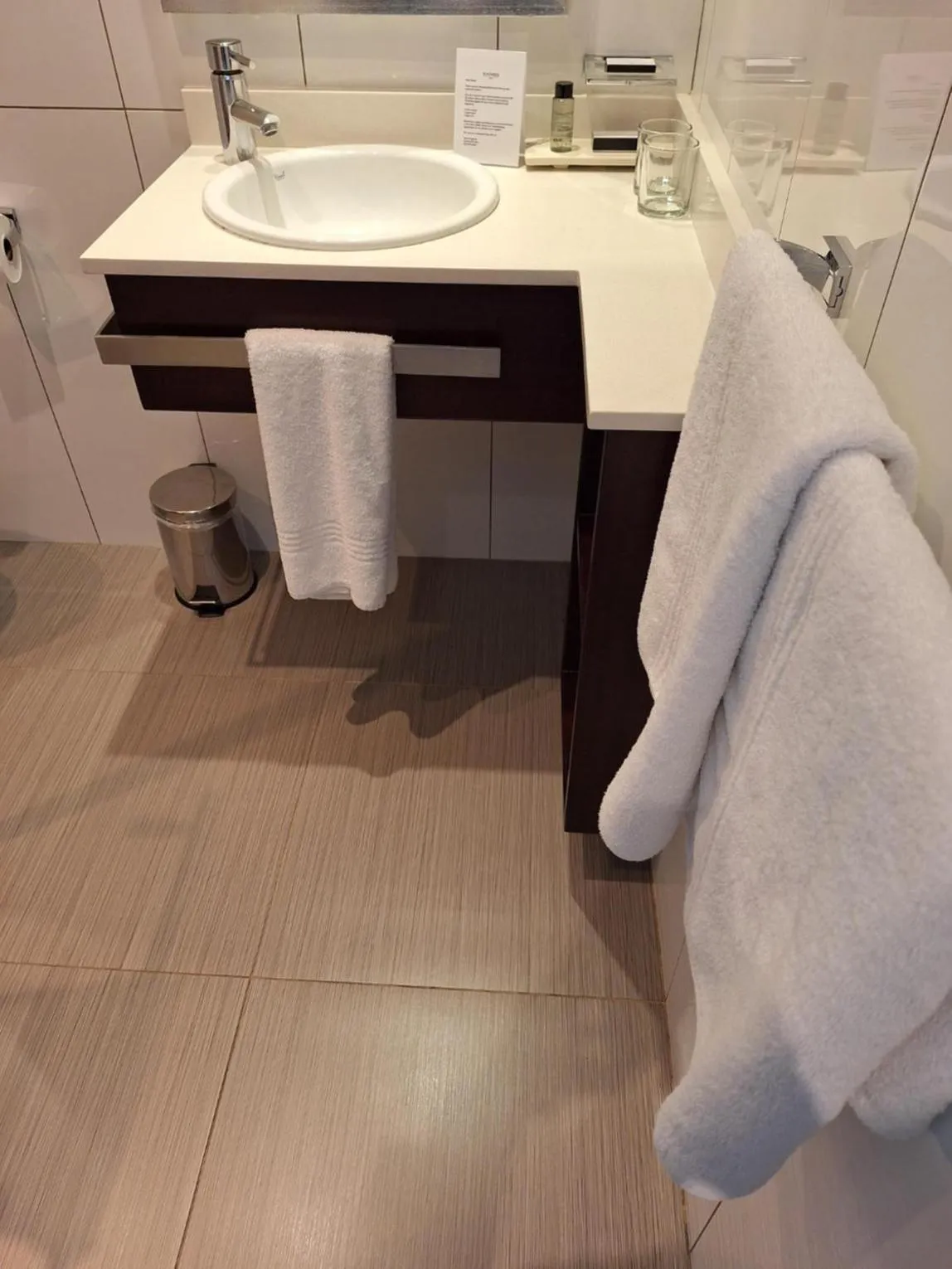 Shower in Blackrock Hotel