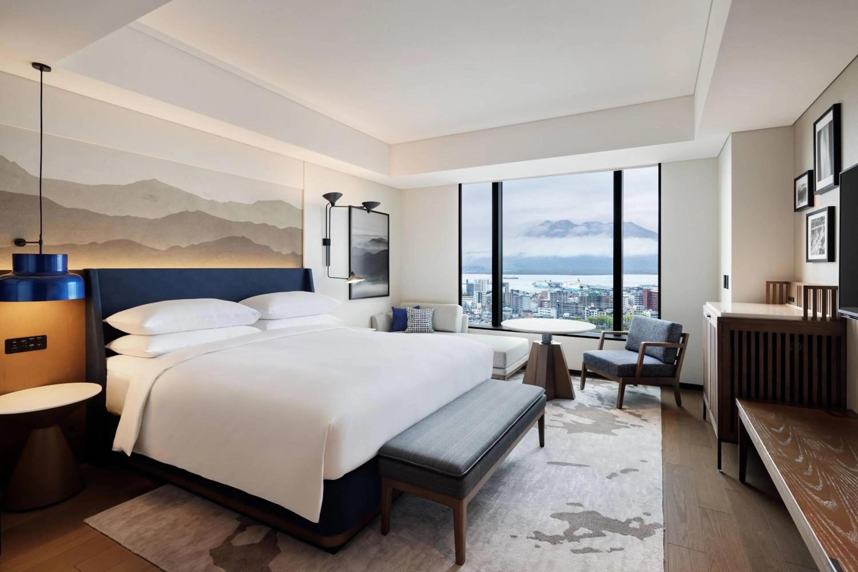 Photo of the whole room, Bed in Sheraton Kagoshima