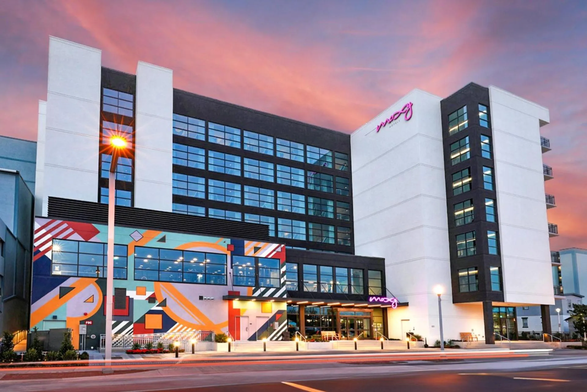 Property building in Moxy Virginia Beach Oceanfront