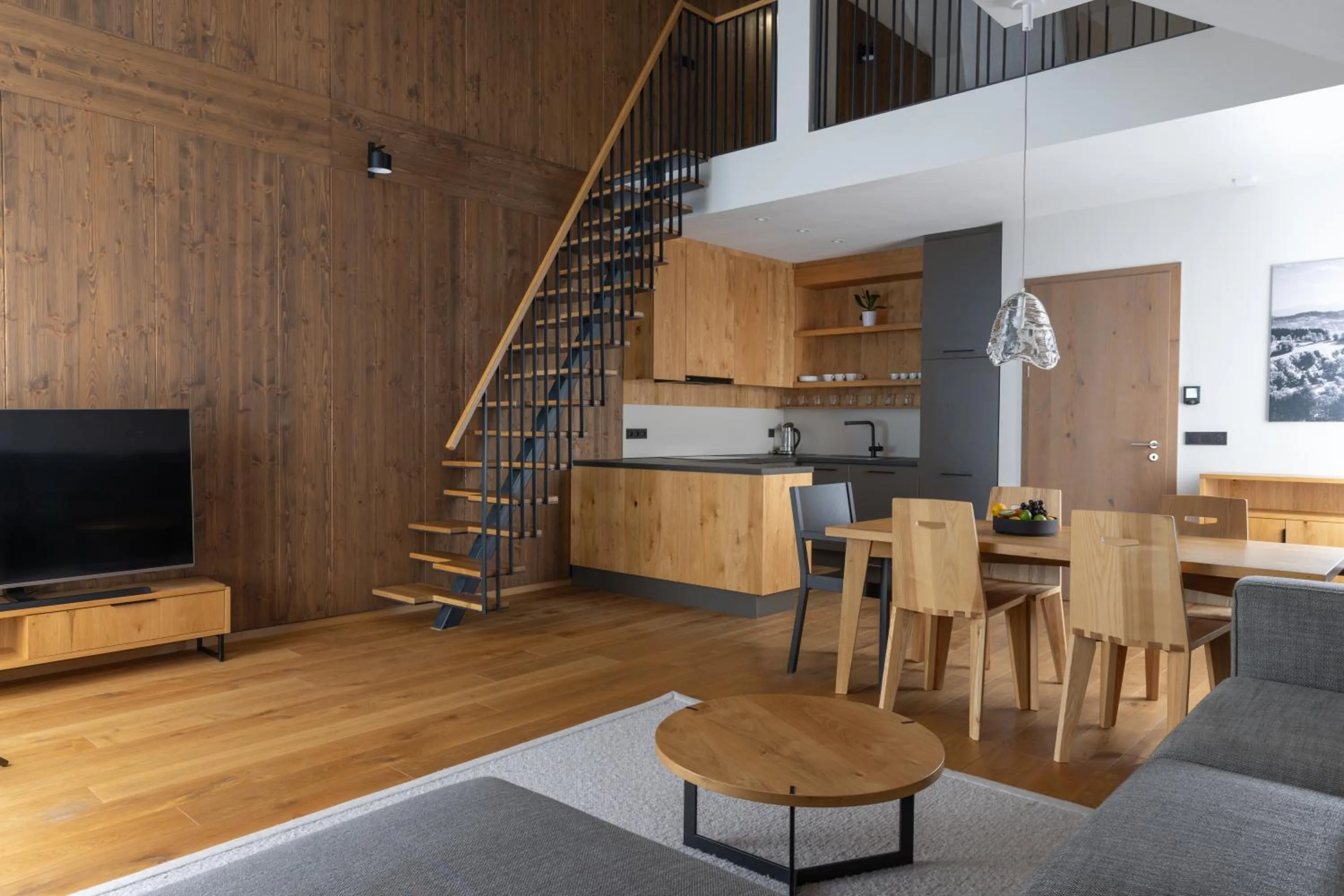 TV and multimedia in Aldrov Resort