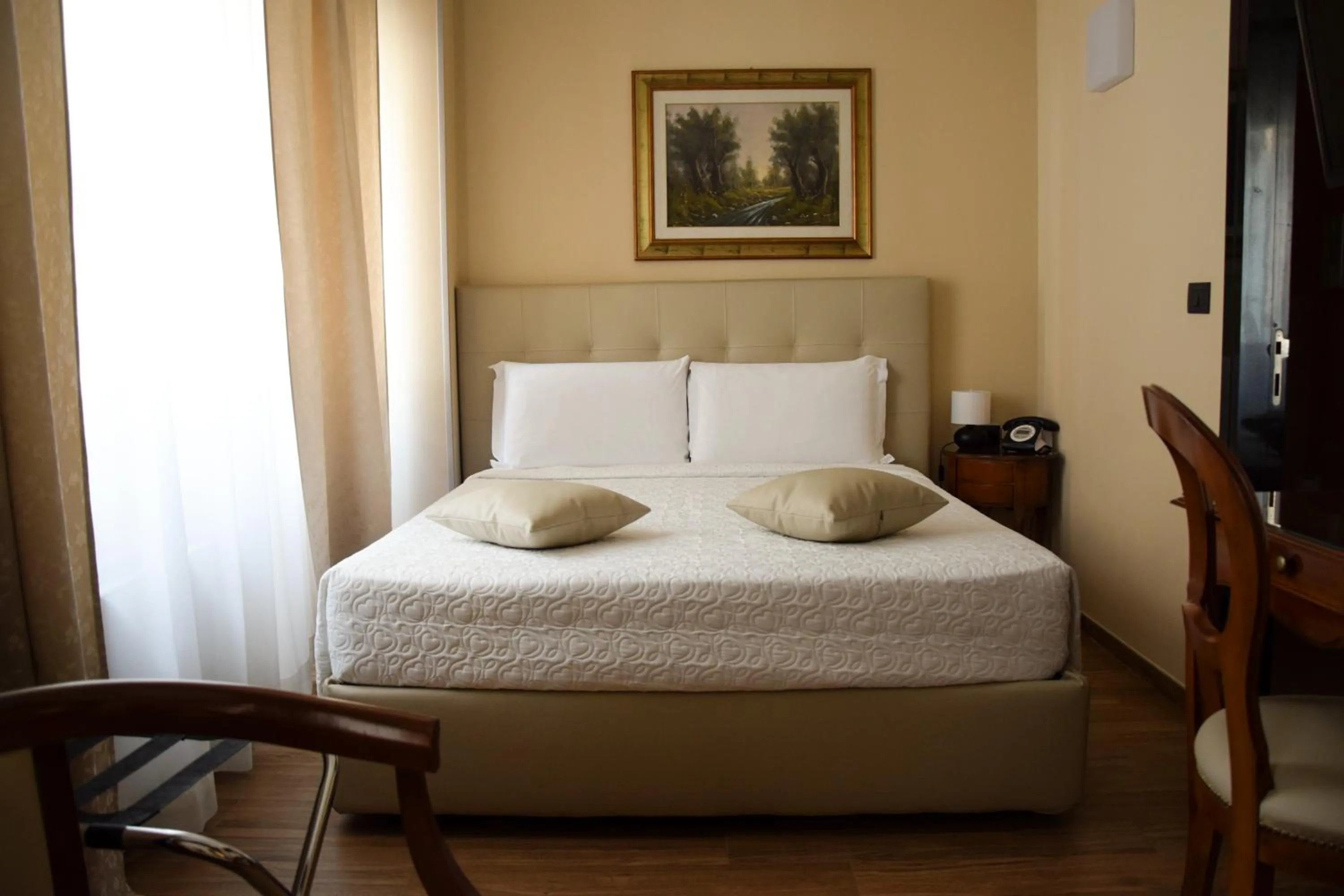 Bedroom, Bed in Hotel Valentino Du Parc