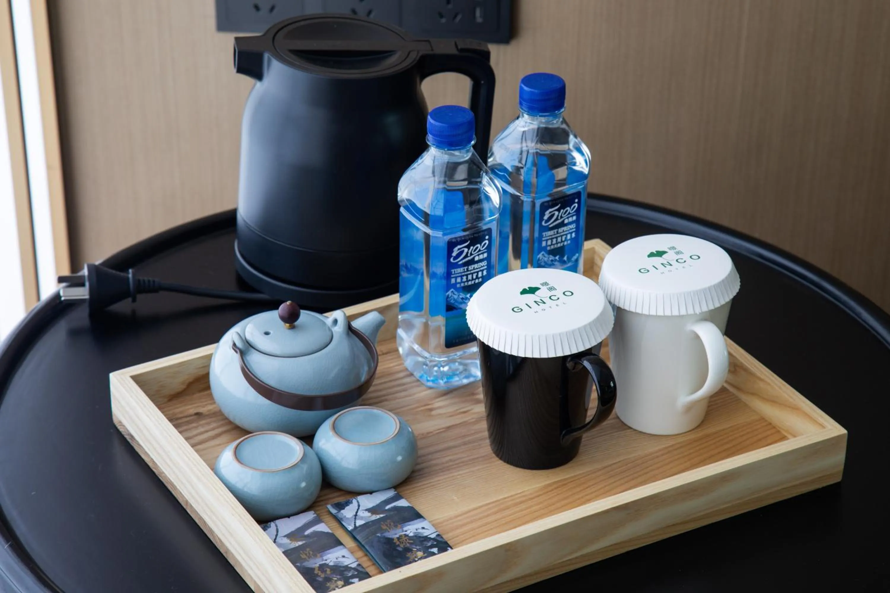 oven in GINCO Hotel Guangzhou Baiyun Airport-24 Hour Airport Pick-up and Drop-off Service