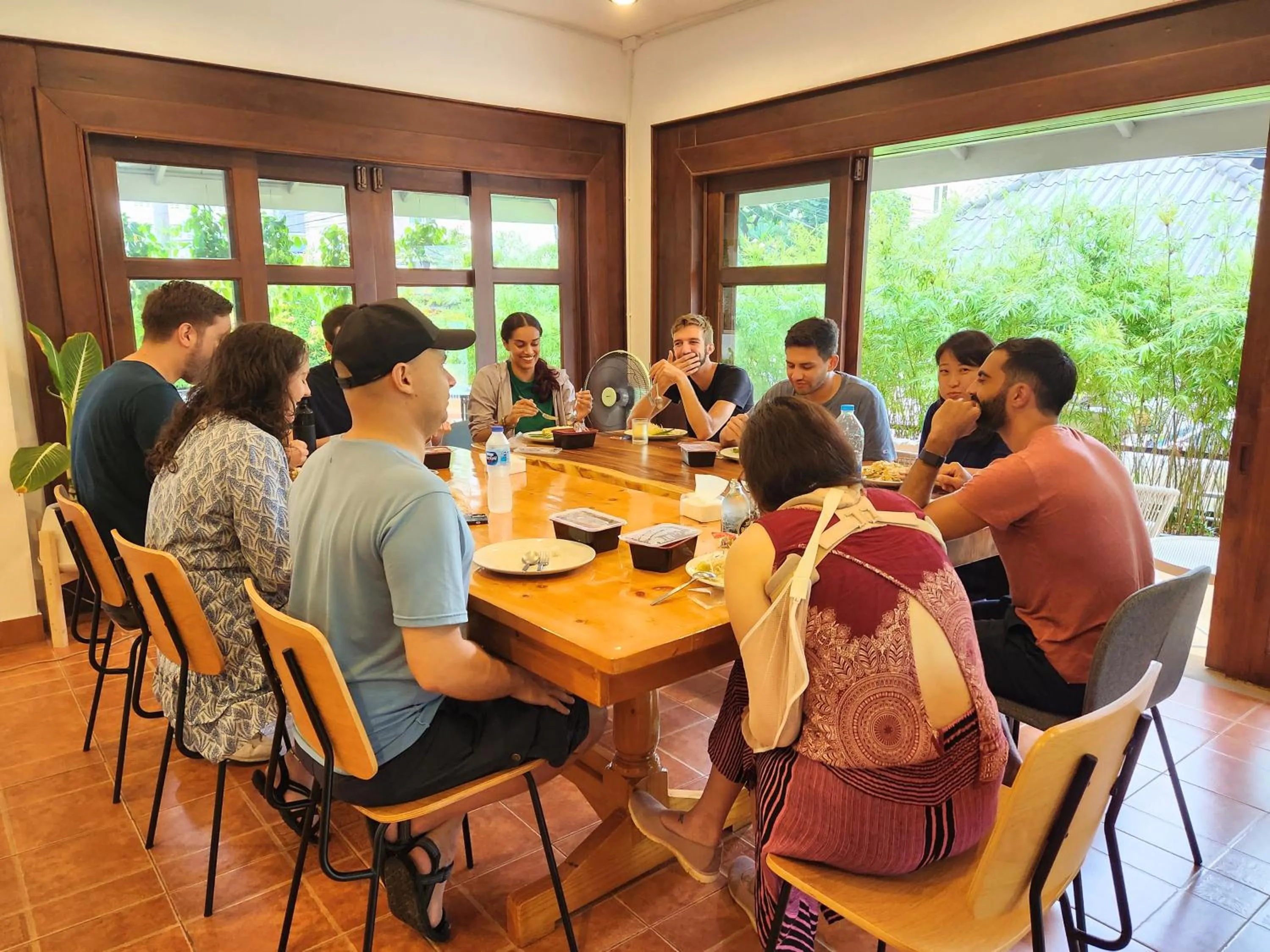 Restaurant/places to eat in The Social Club Coliving and Coworking space