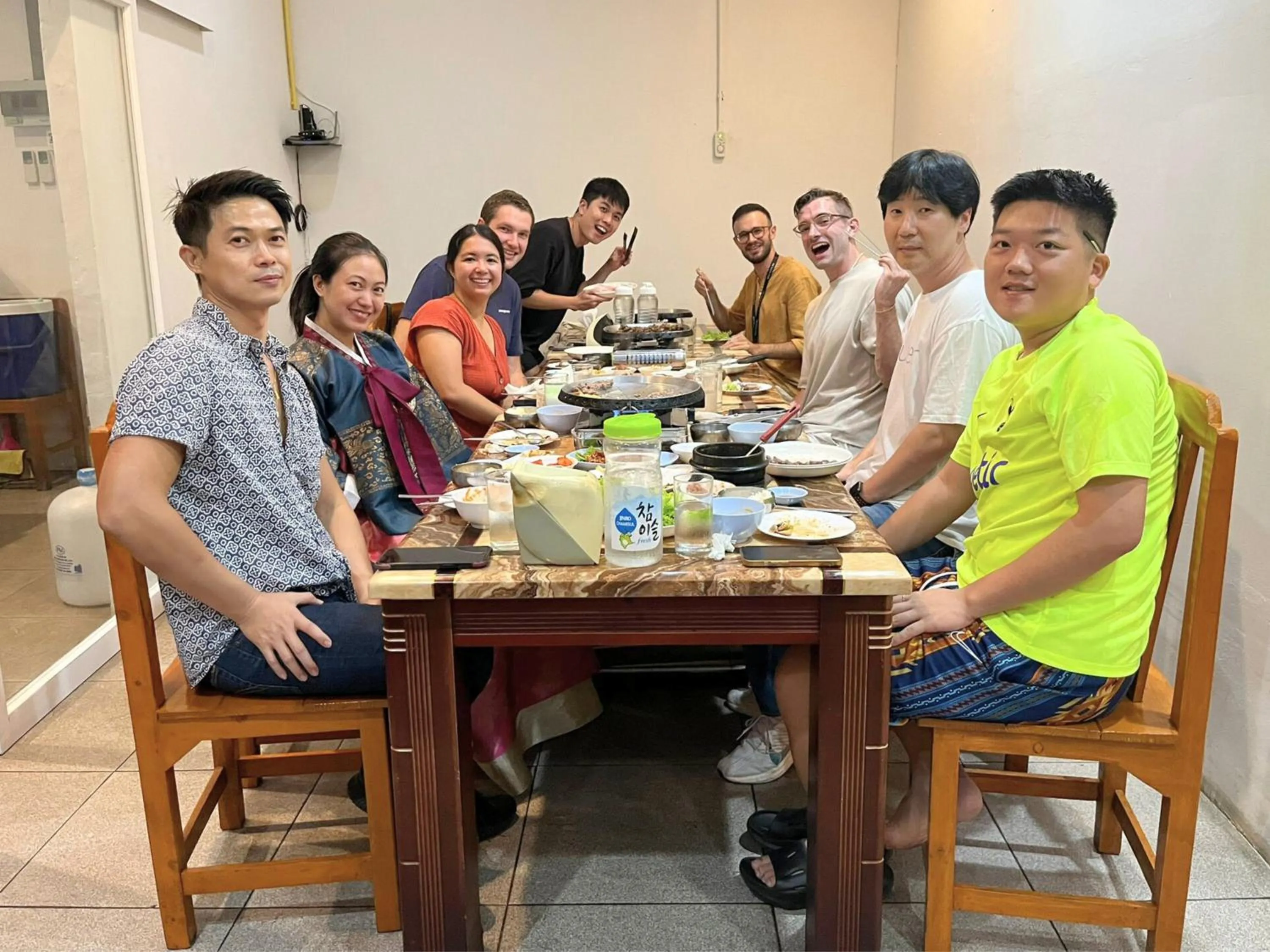 Restaurant/places to eat in The Social Club Coliving and Coworking space