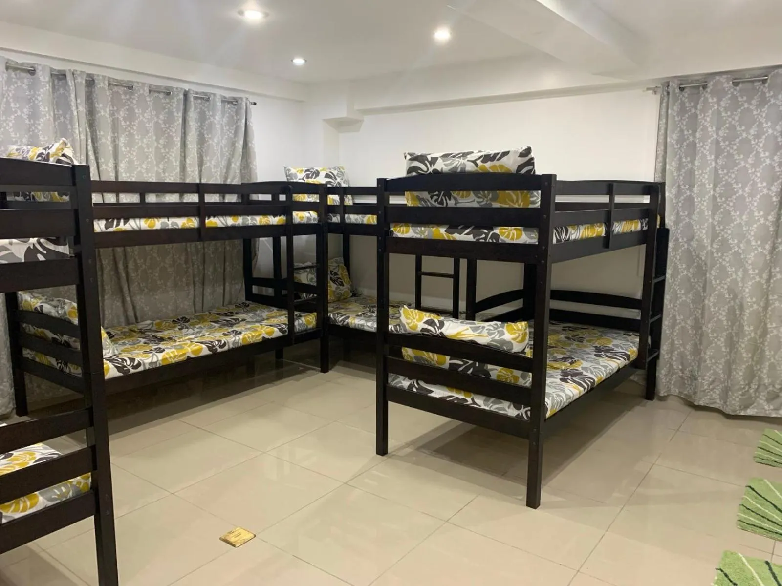 Bedroom, Bed in Cebu Mini Hotel