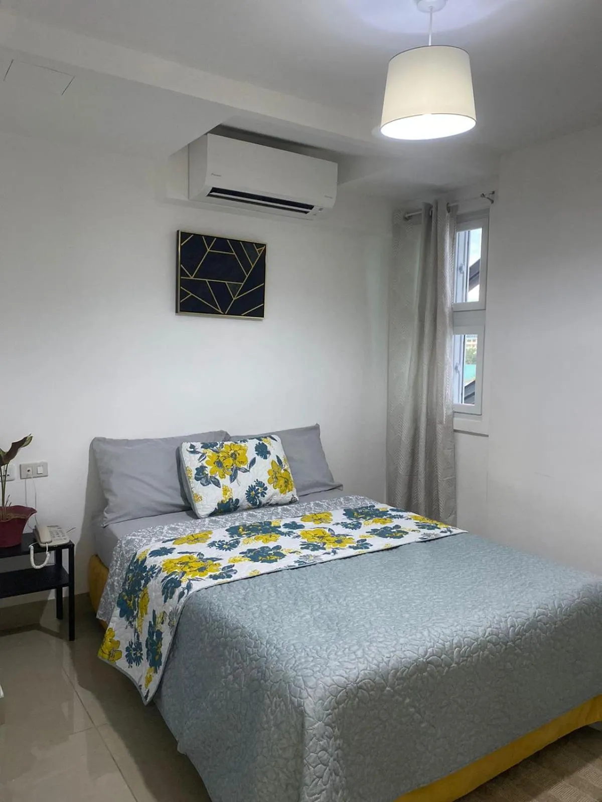 Bedroom, Bed in Cebu Mini Hotel