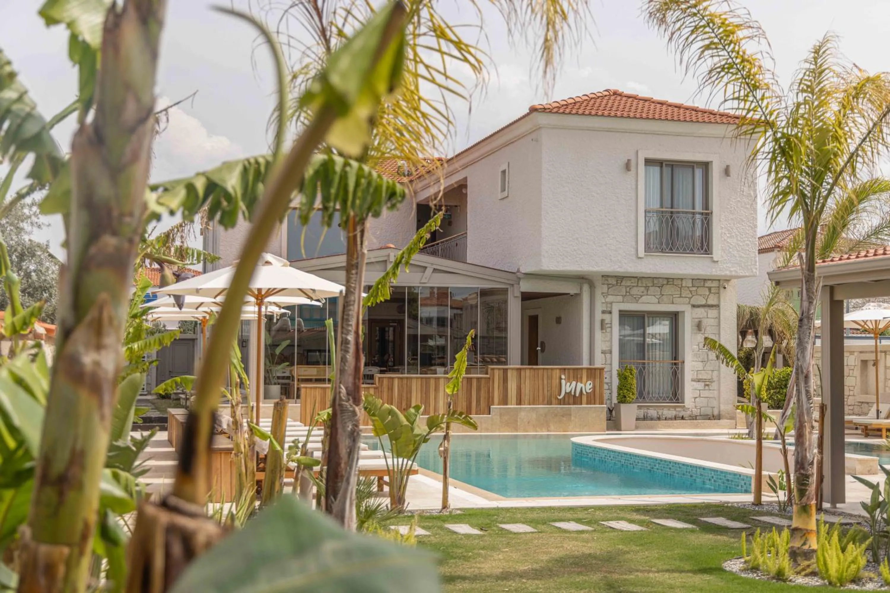 Property building in June Alaçatı Adult Only