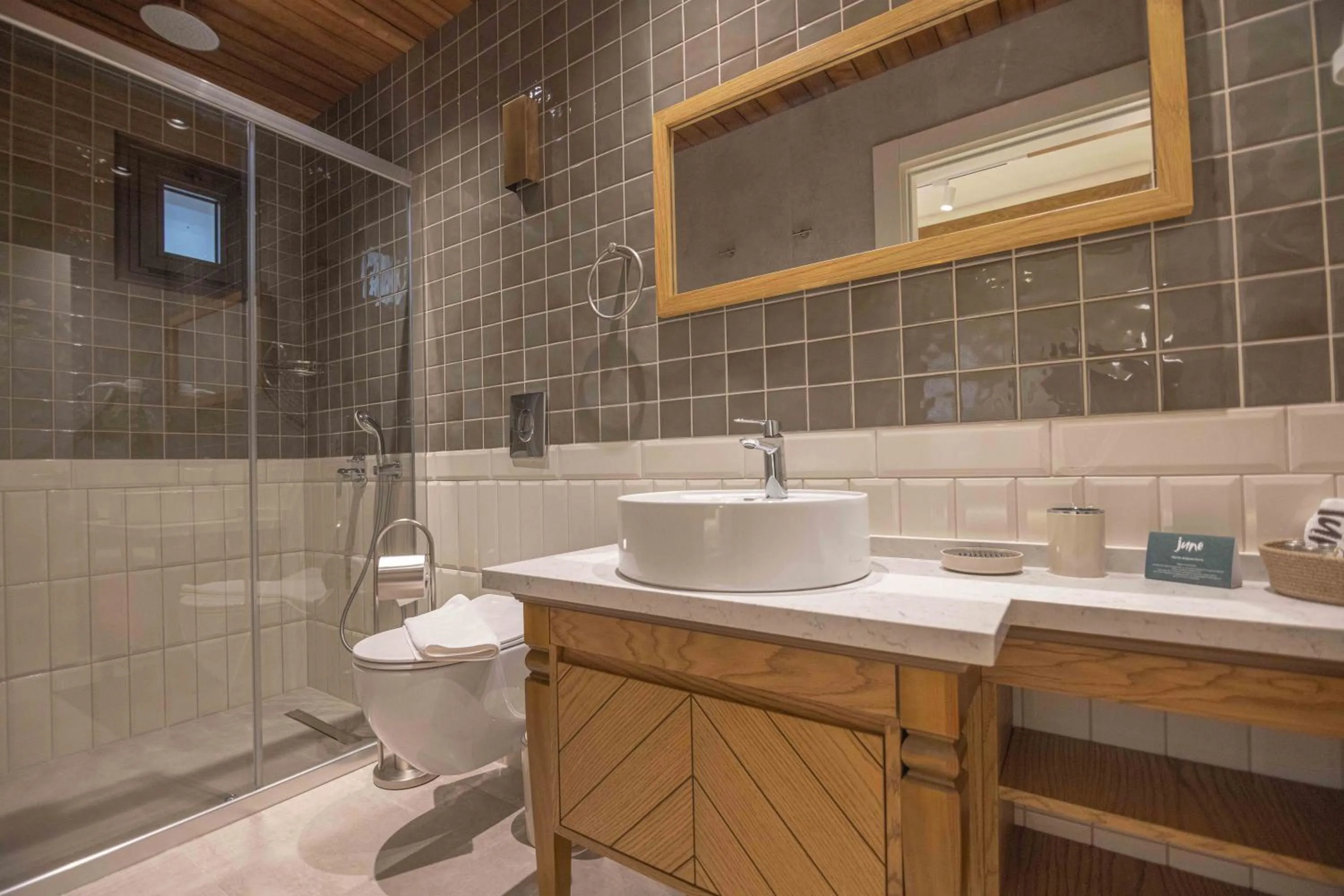 Shower in June Alaçatı Adult Only