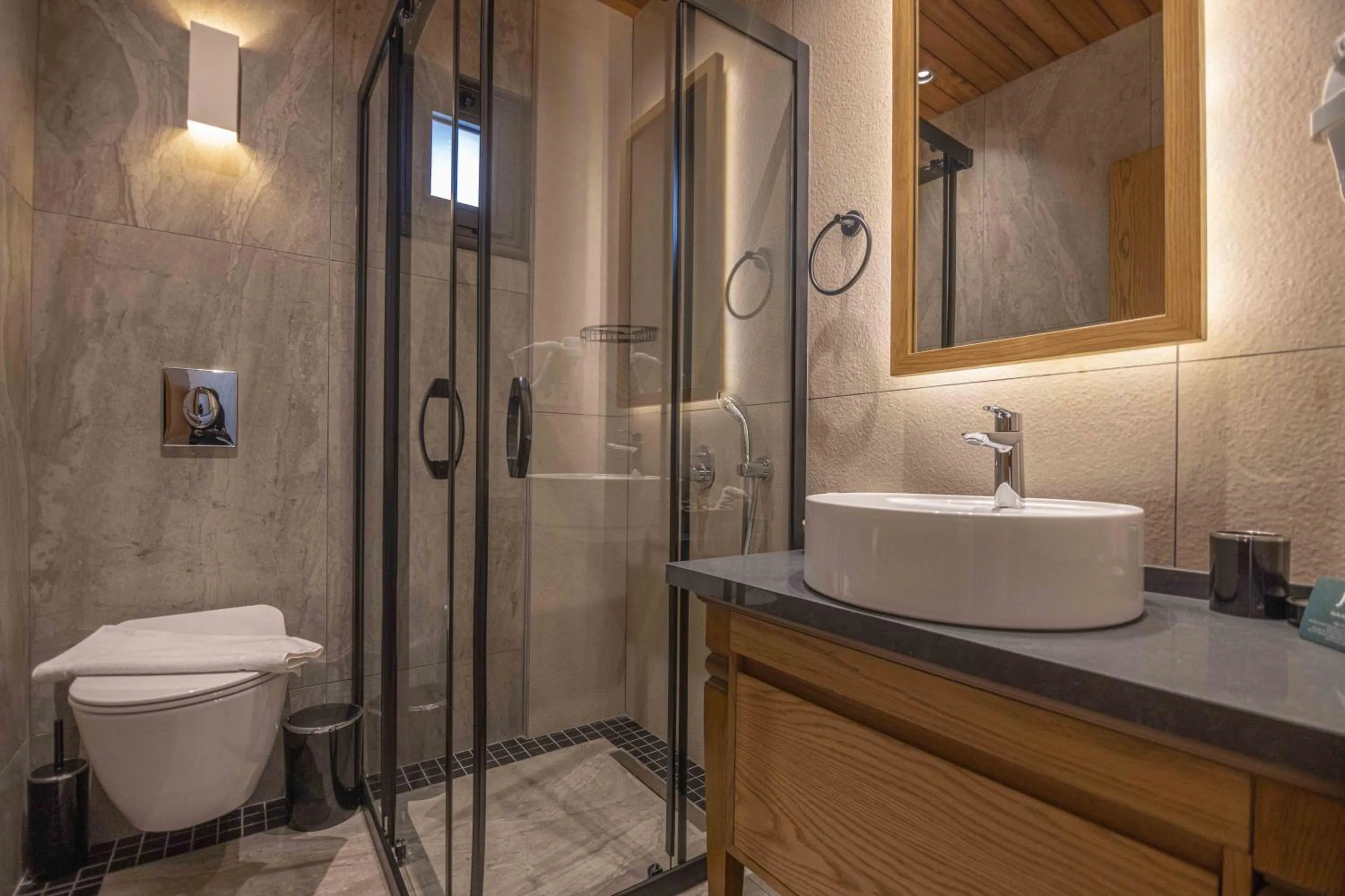 Shower in June Alaçatı Adult Only