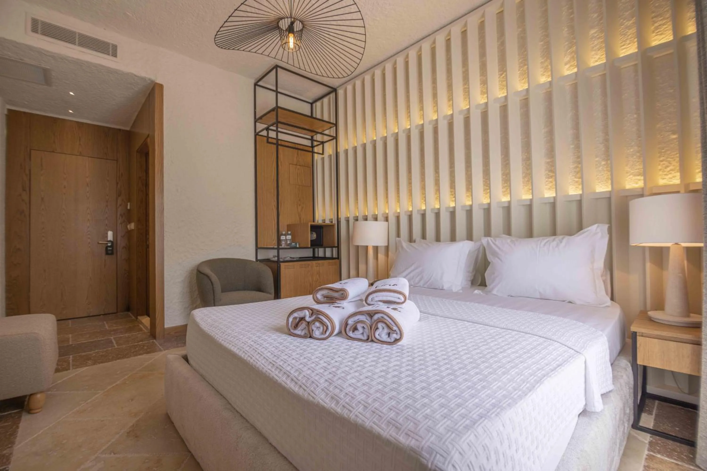 Bed in June Alaçatı Adult Only