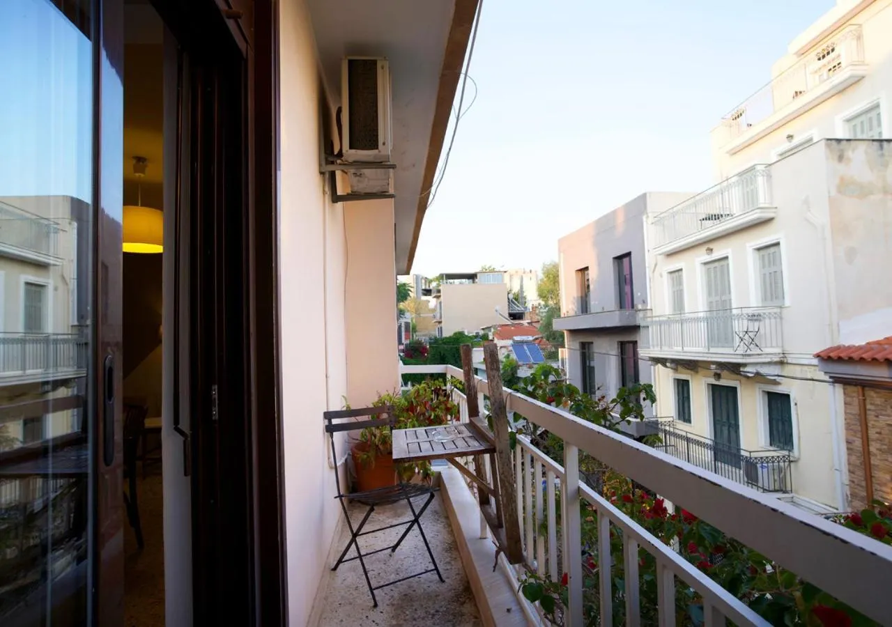 Day in Live in Athens, PSYRRI Meet Me Here Apartments