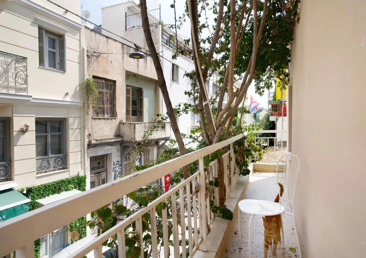 Day in Live in Athens, PSYRRI Meet Me Here Apartments