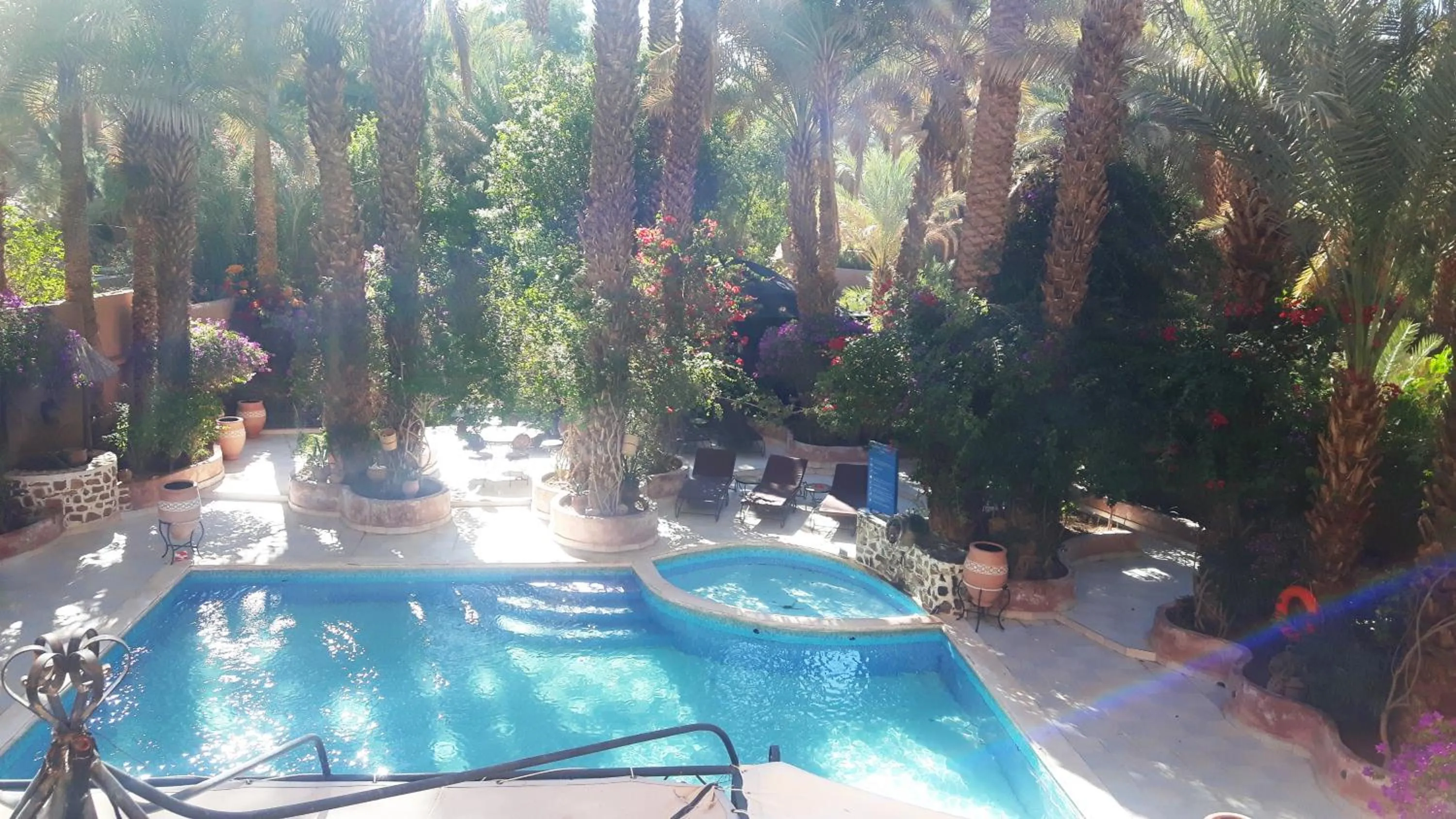 Swimming pool in Kasbah Sirocco