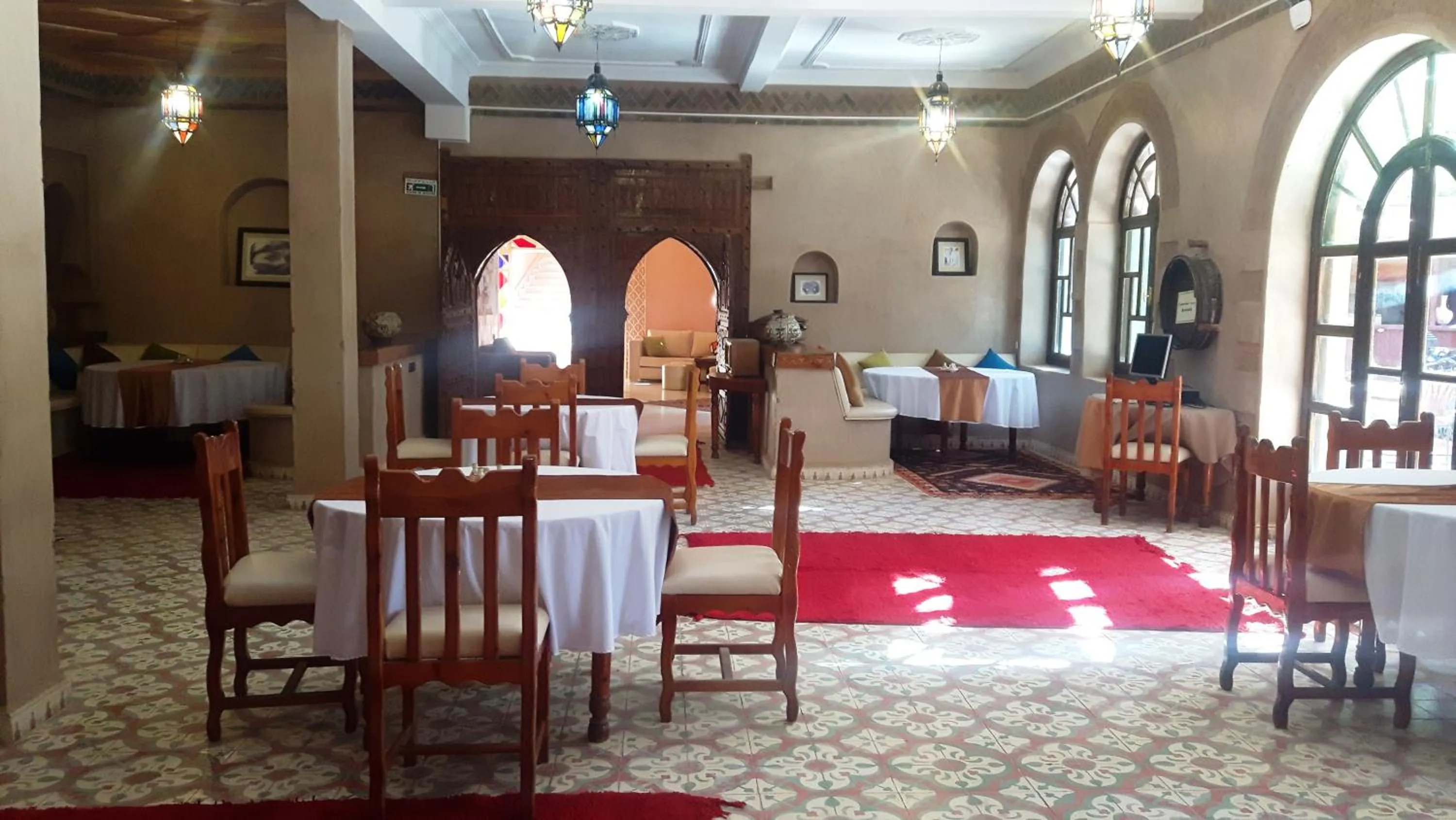 Restaurant/places to eat in Kasbah Sirocco