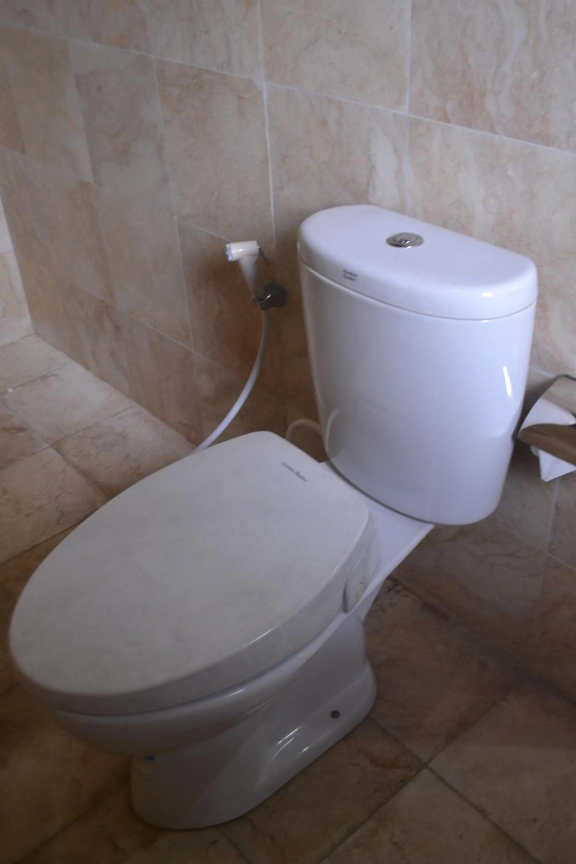 Bathroom in hotel batukaras kalaras