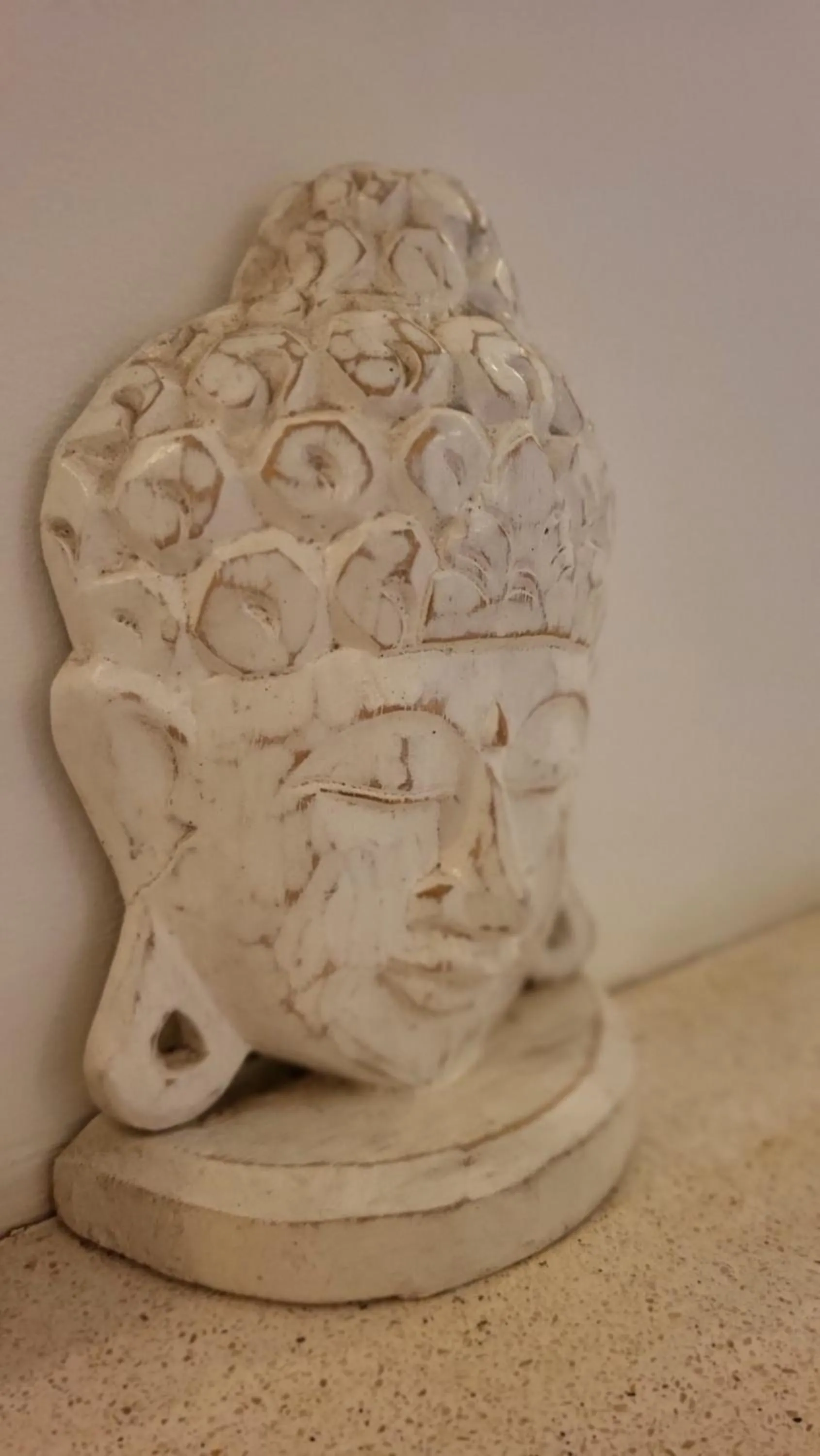 Decorative detail in The Barefoot Blondie Village