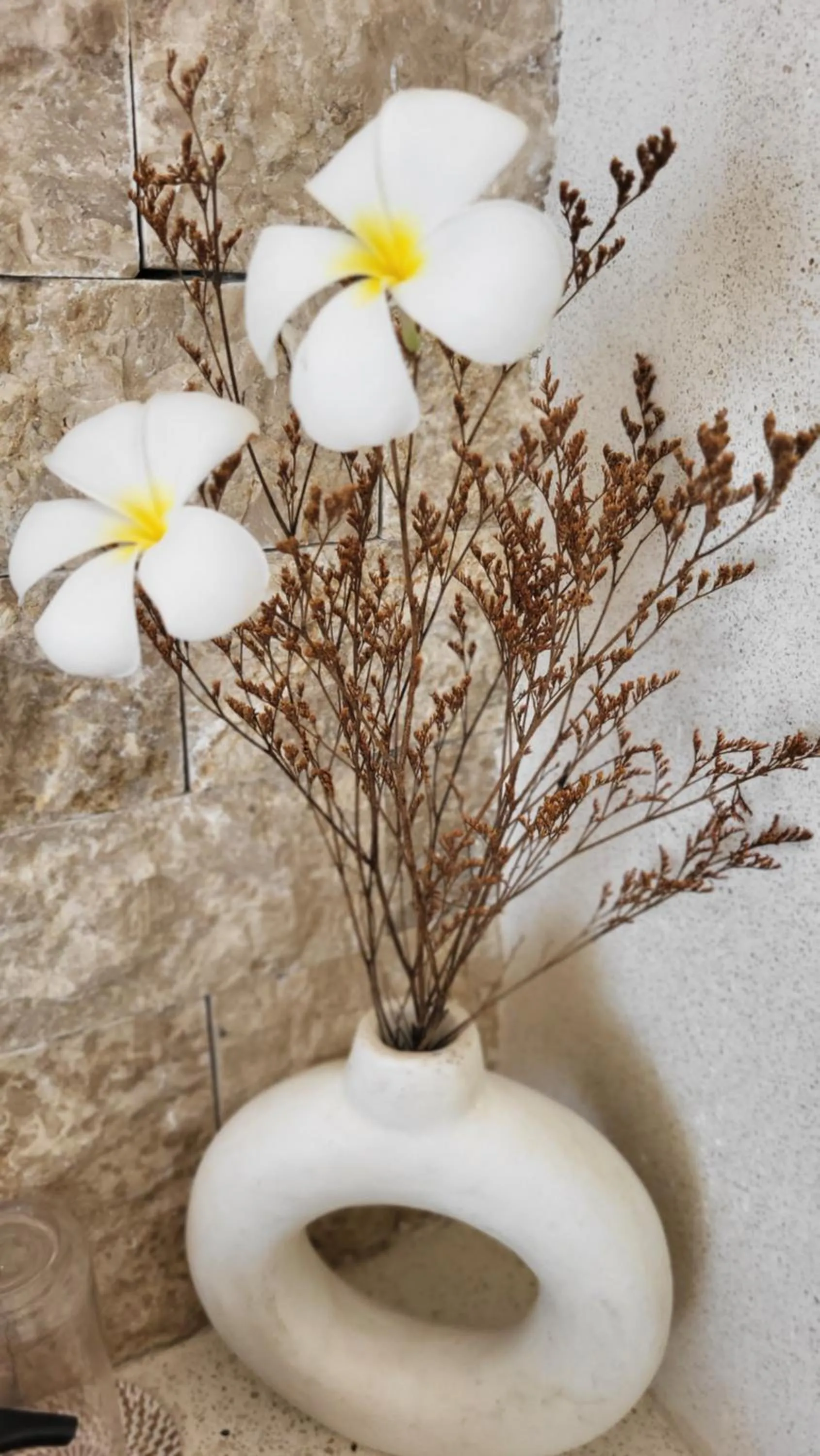 Toilet in The Barefoot Blondie Village