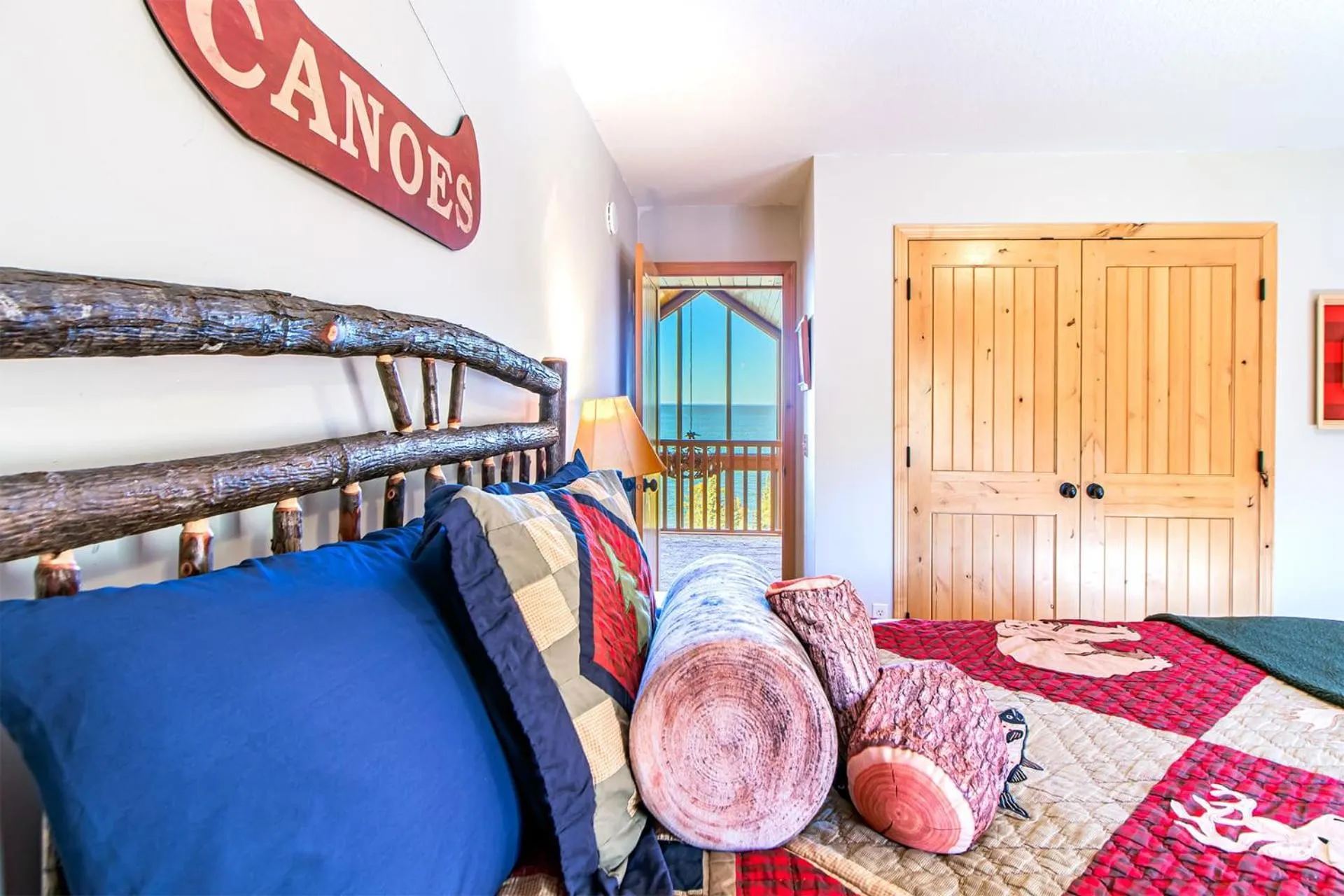 Bed in Spacious Leech Lake Home on 2 Private Acres, 200' of lake shore 15 Minutes to Walker with boat lift, dock, swimming, fire pit