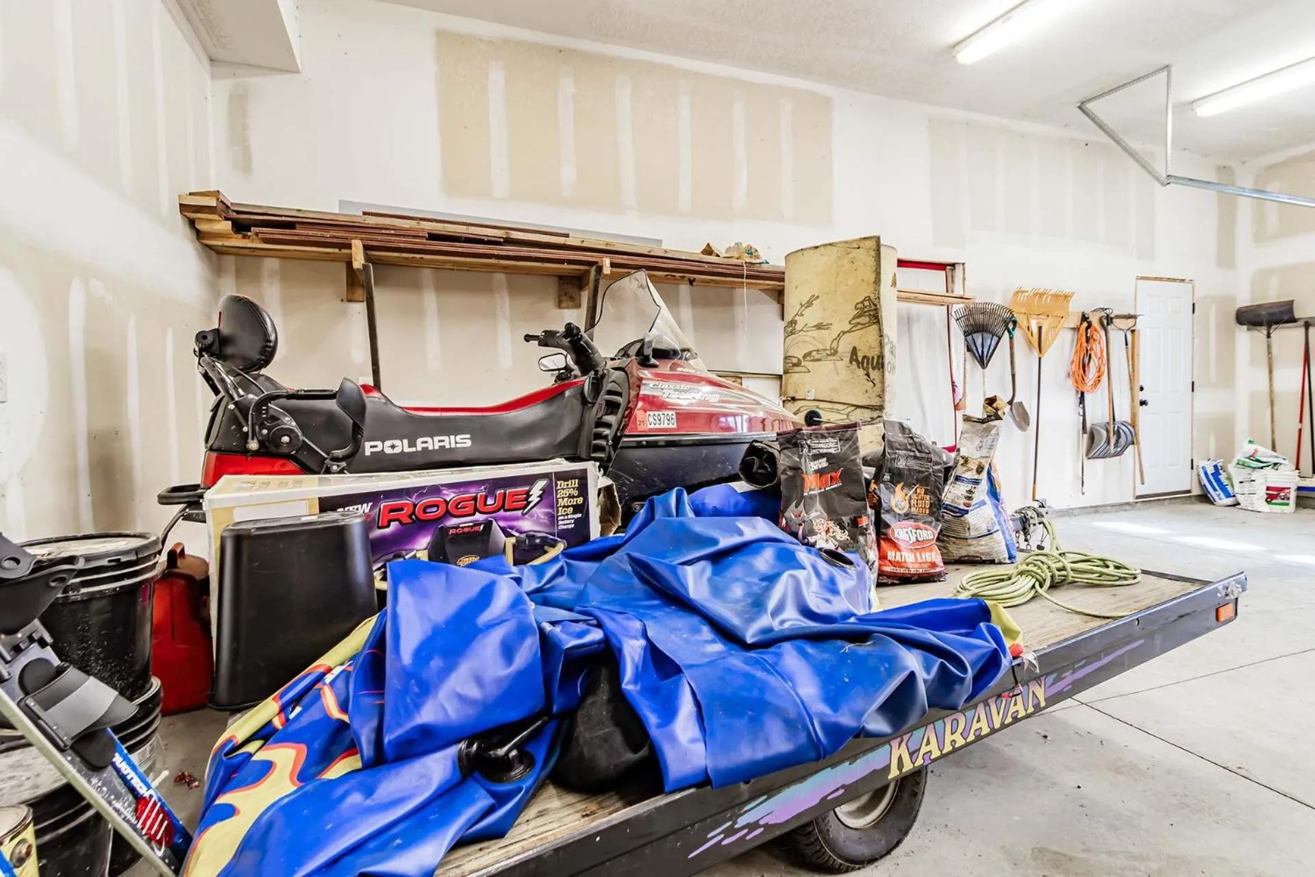 Spacious Leech Lake Home on 2 Private Acres, 200' of lake shore 15 Minutes to Walker with boat lift, dock, swimming, fire pit