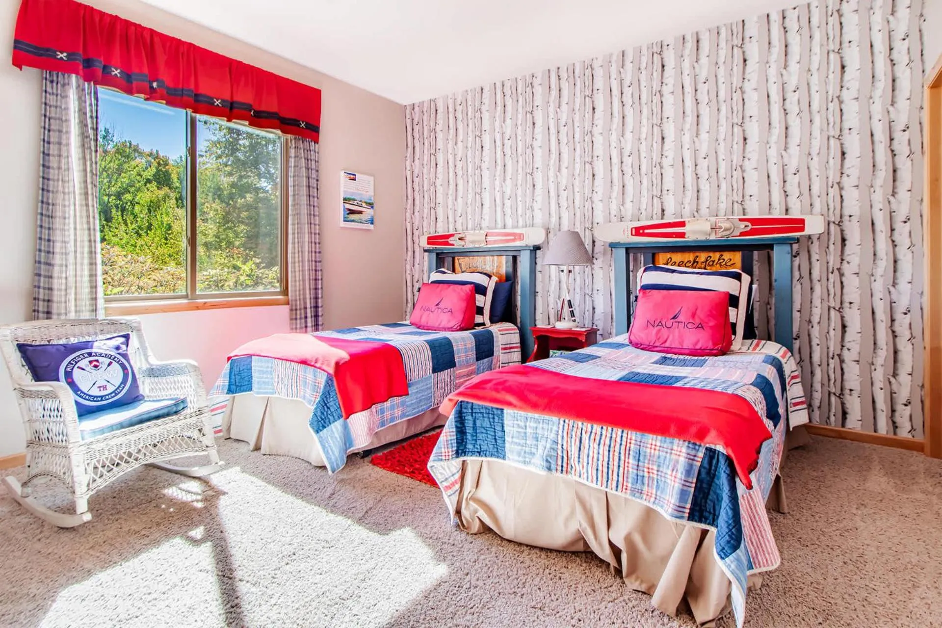 Bed in Spacious Leech Lake Home on 2 Private Acres, 200' of lake shore 15 Minutes to Walker with boat lift, dock, swimming, fire pit