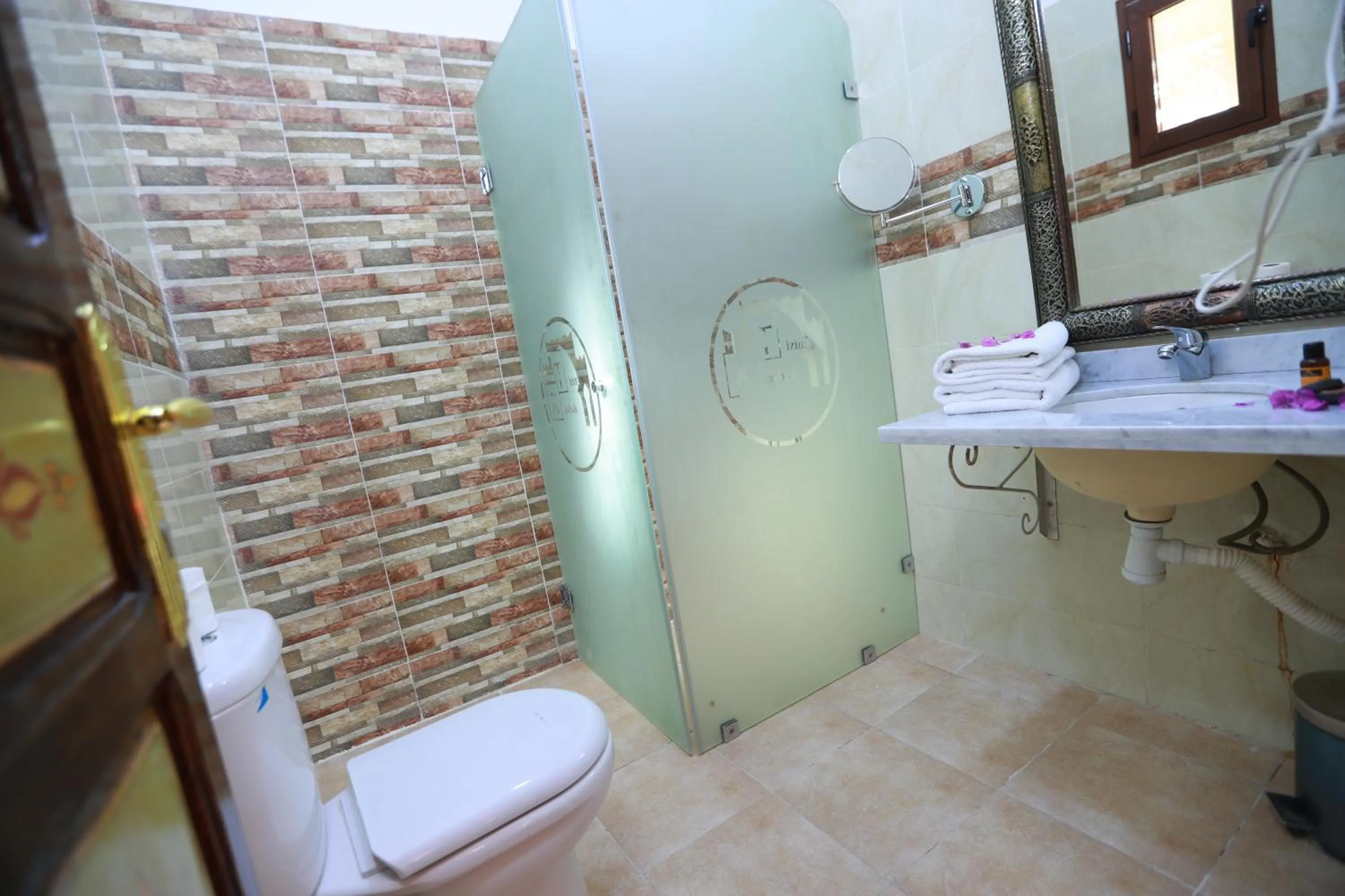 Shower in Kasbah Tizimi