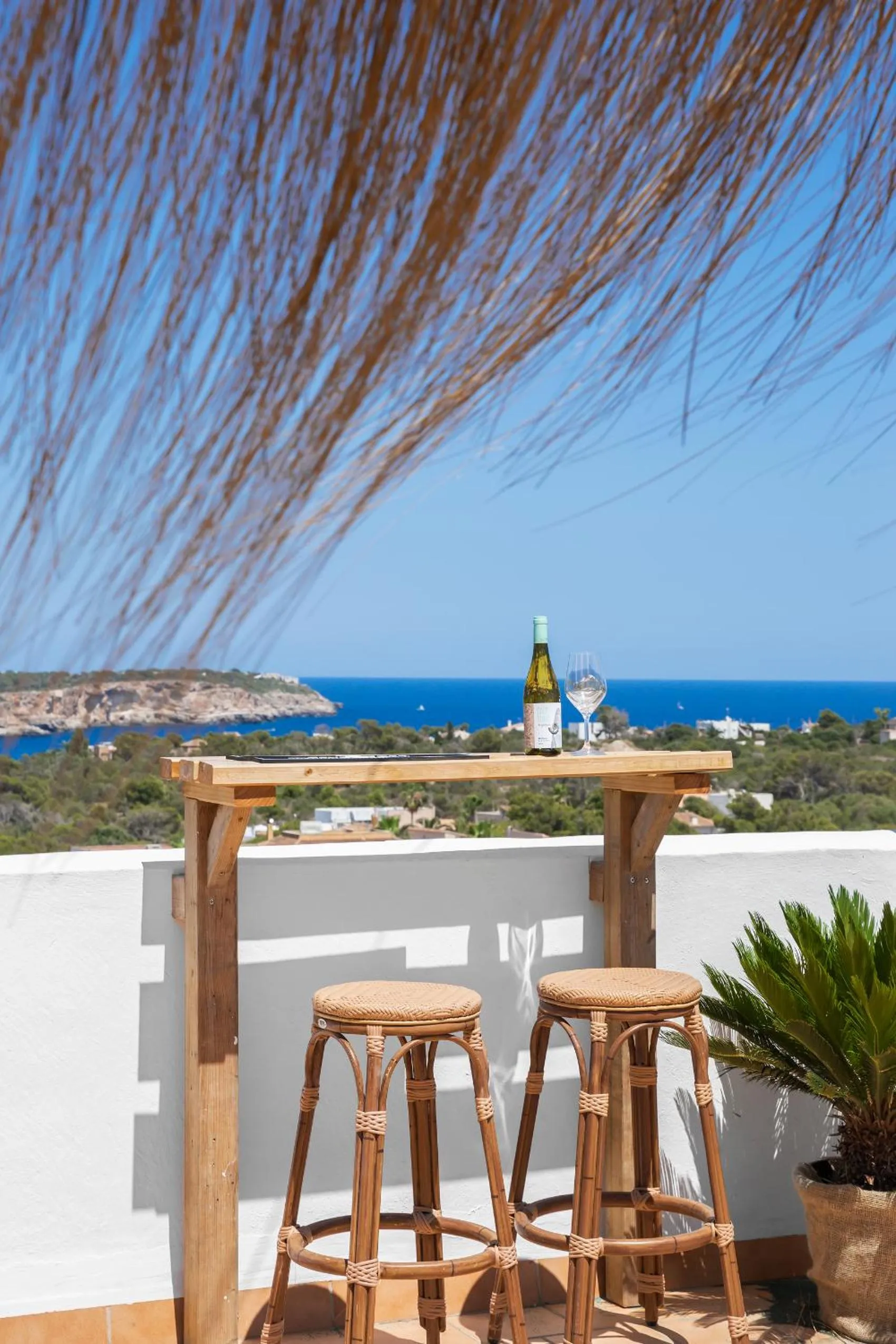 Hostal Cala Llombards