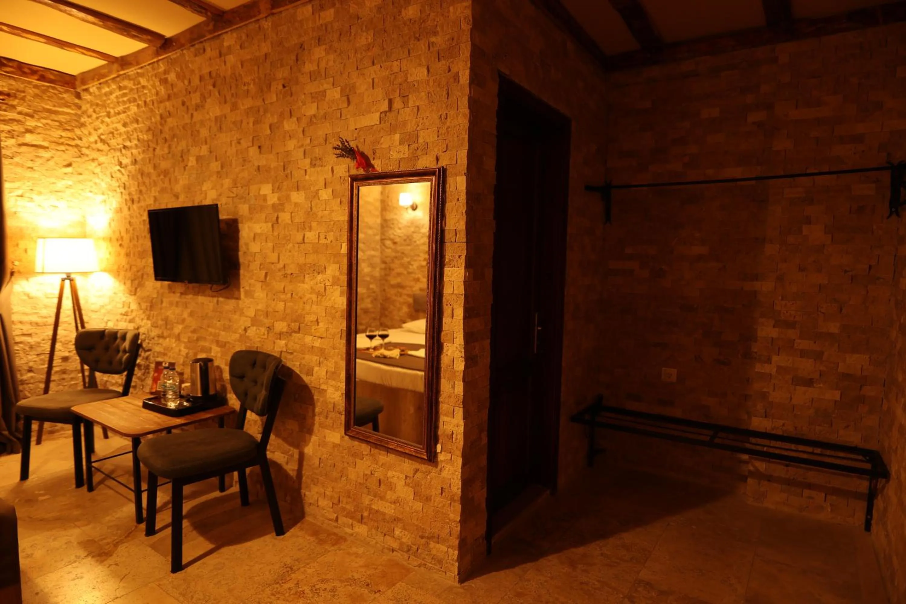 TV and multimedia in Calina Capadocia