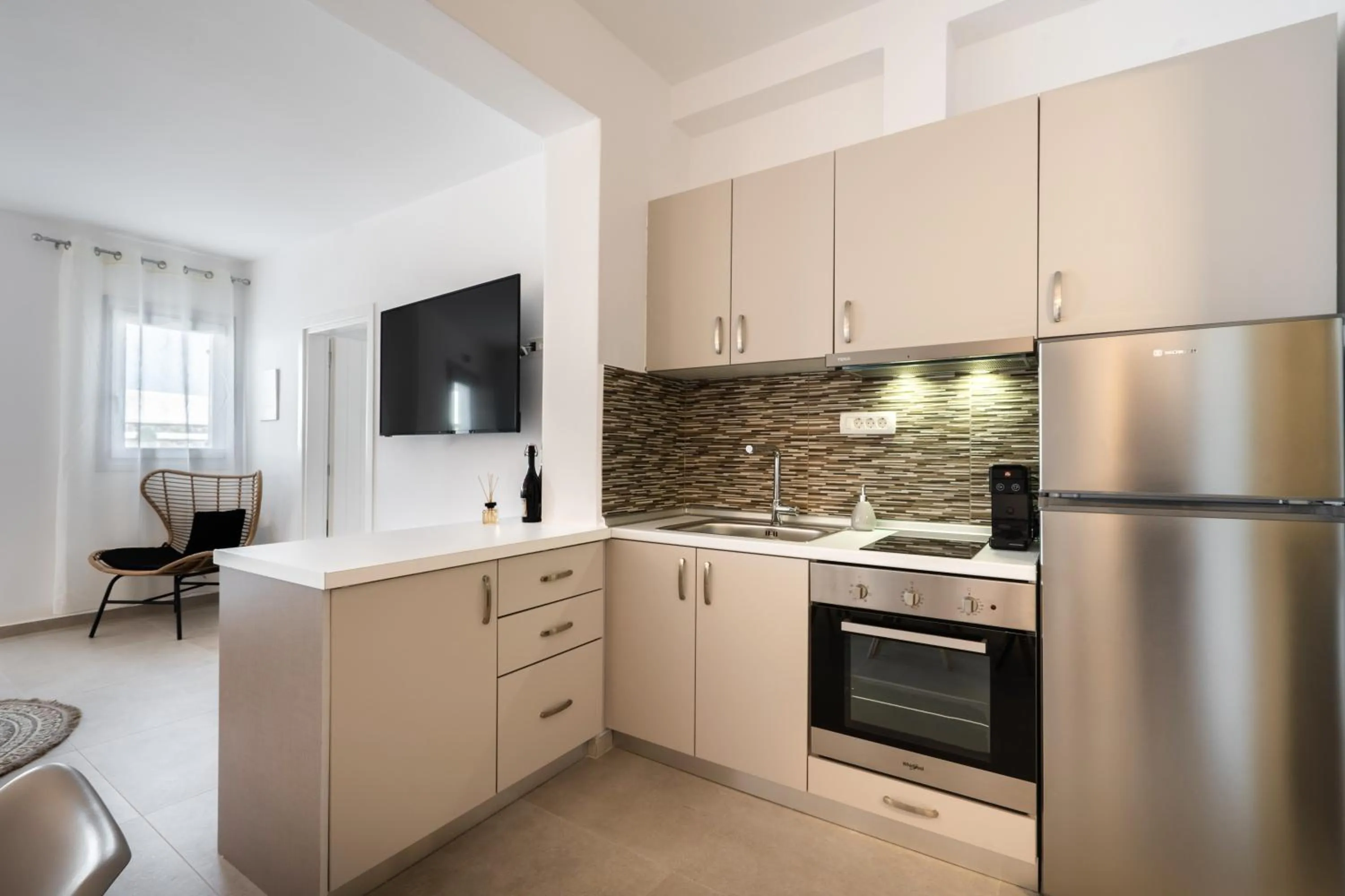 TV and multimedia in SN Santorini Apartments