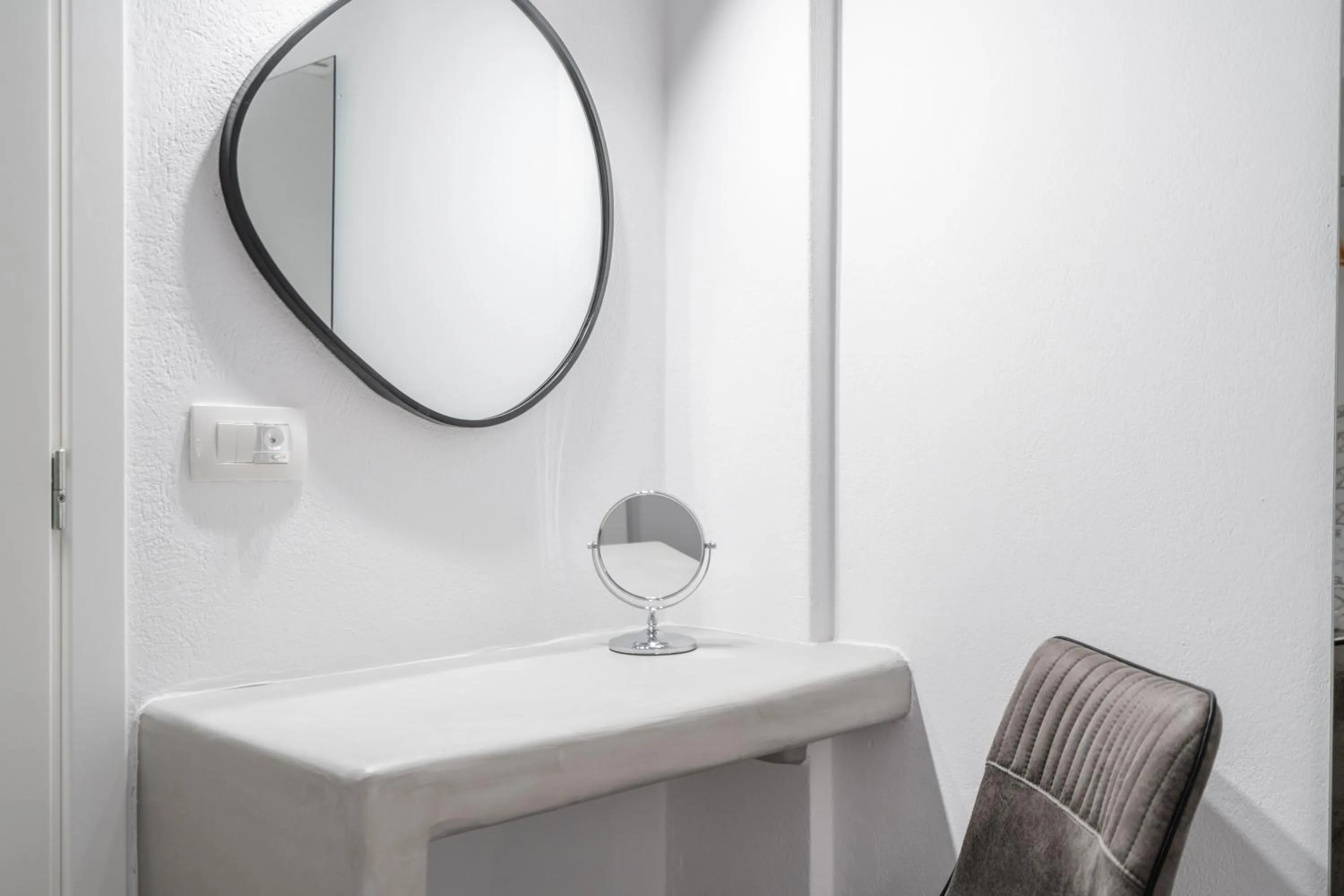 Seating area in SN Santorini Apartments