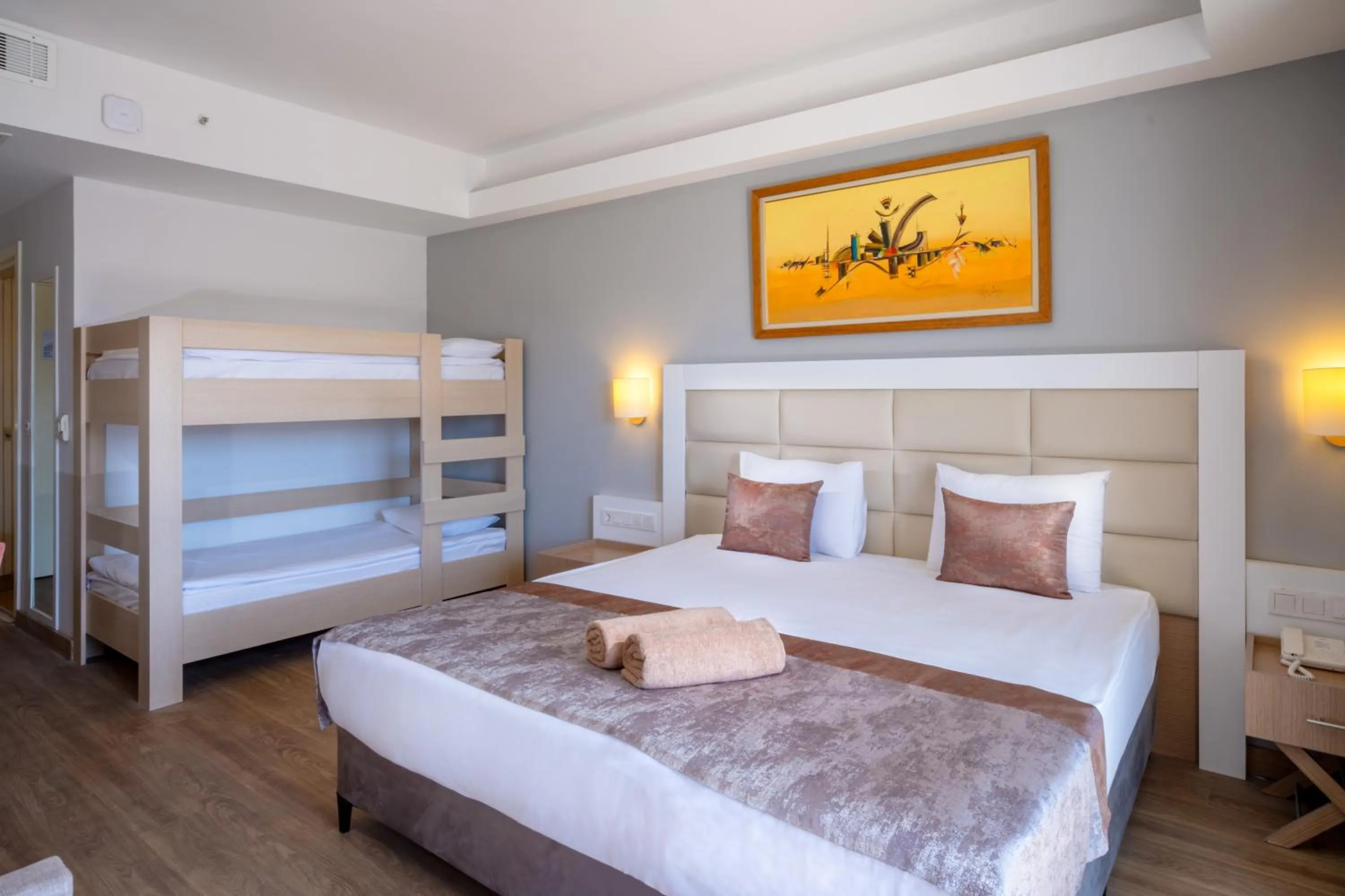 Bed in FORE RESORT & SPA