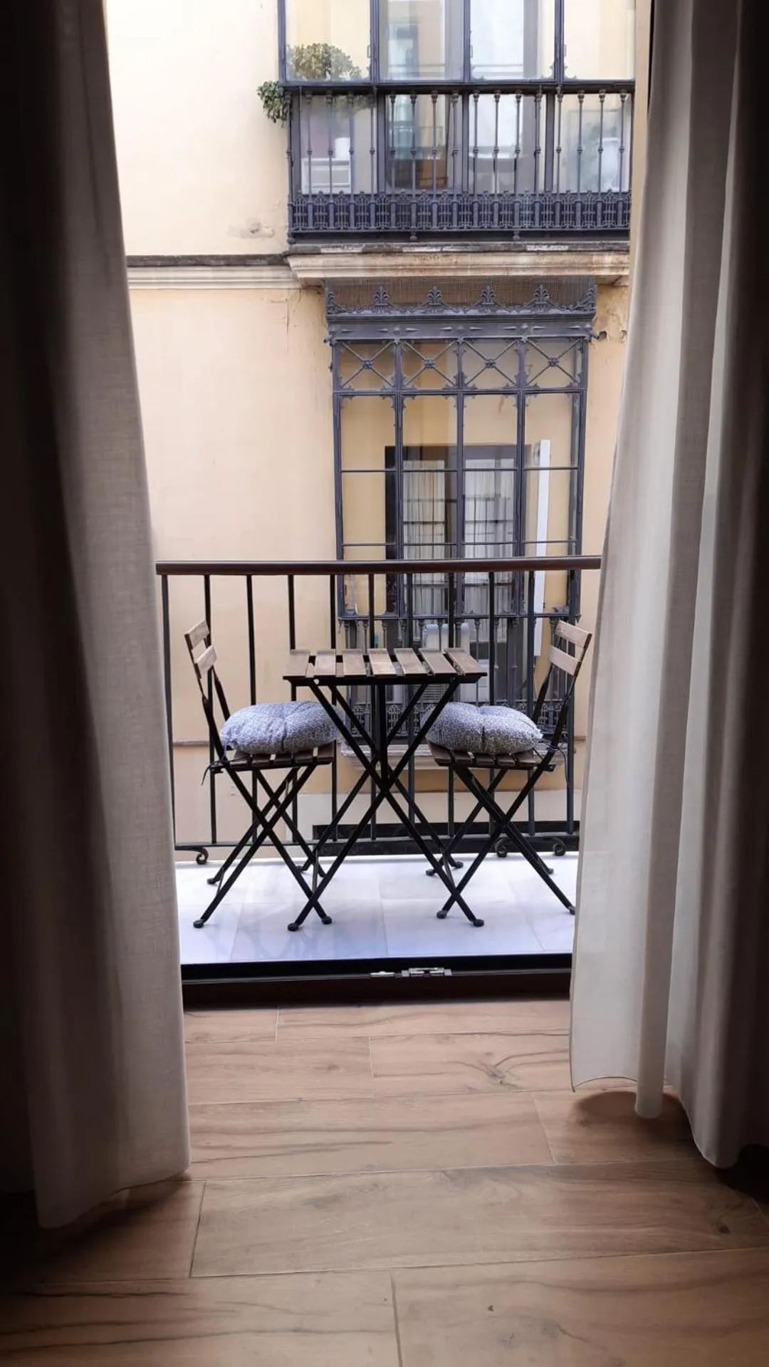 Balcony/Terrace in Apartamentos Santa María 15