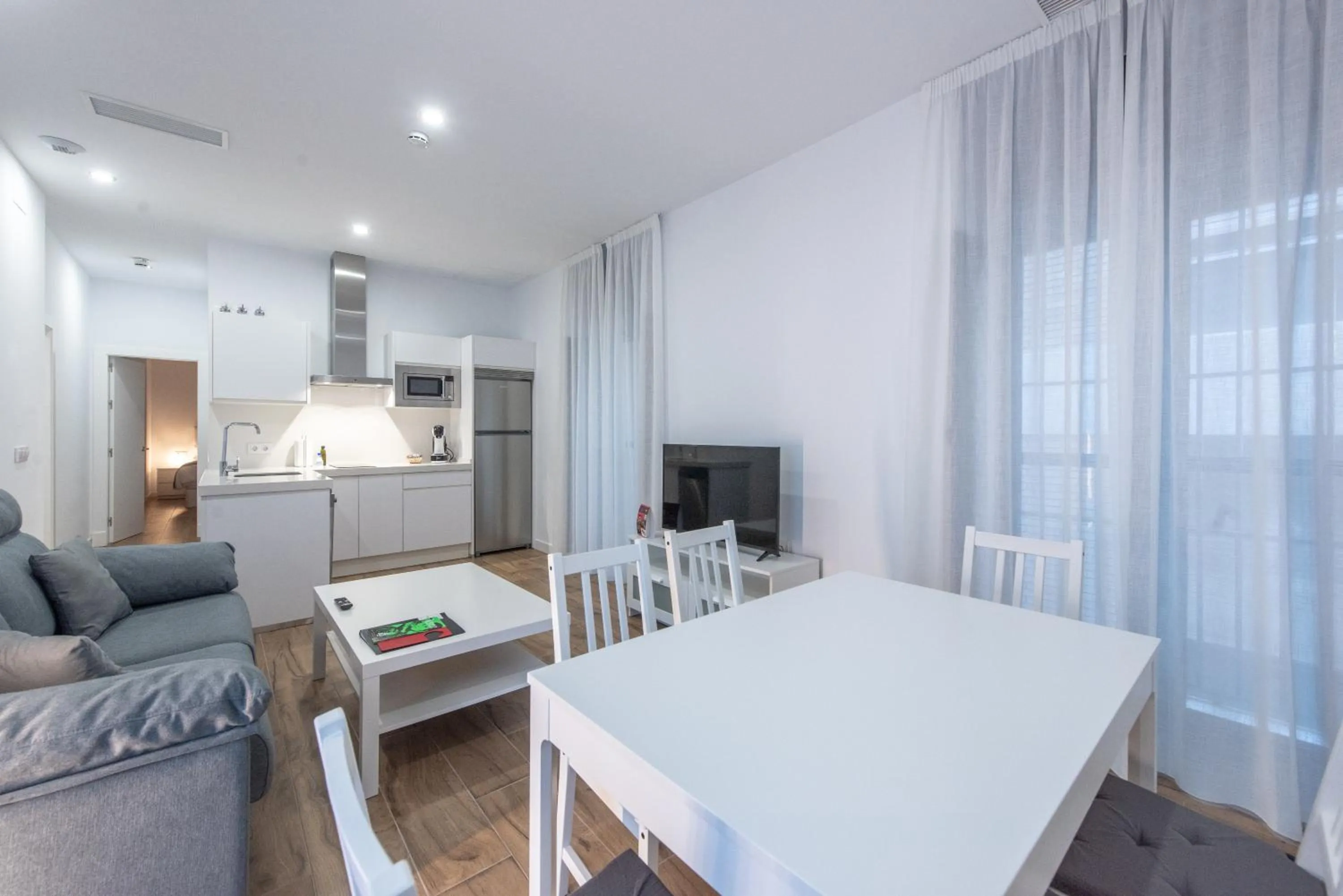 Dining area in Apartamentos Santa María 15