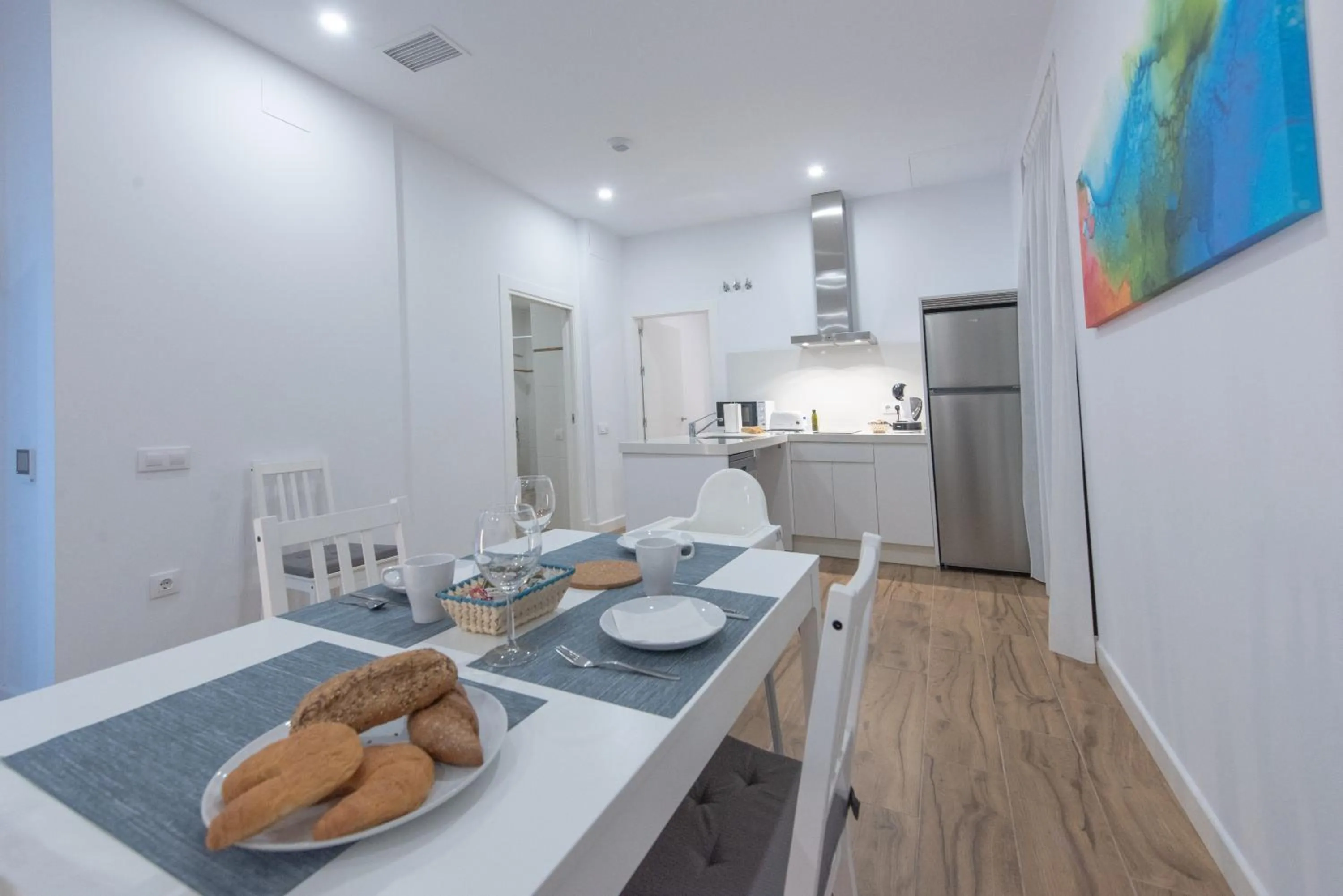 Dining area in Apartamentos Santa María 15