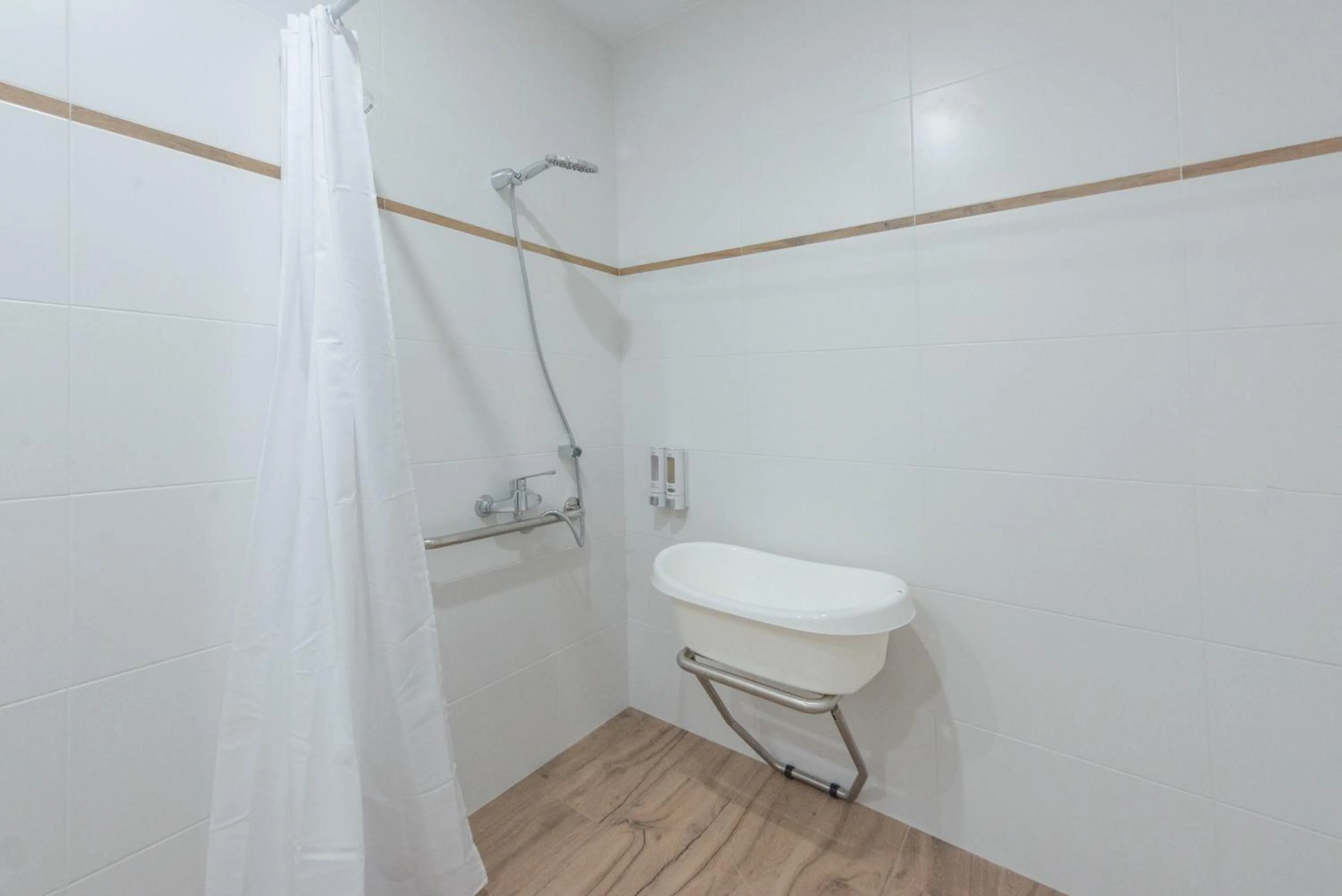 Bathroom in Apartamentos Santa María 15