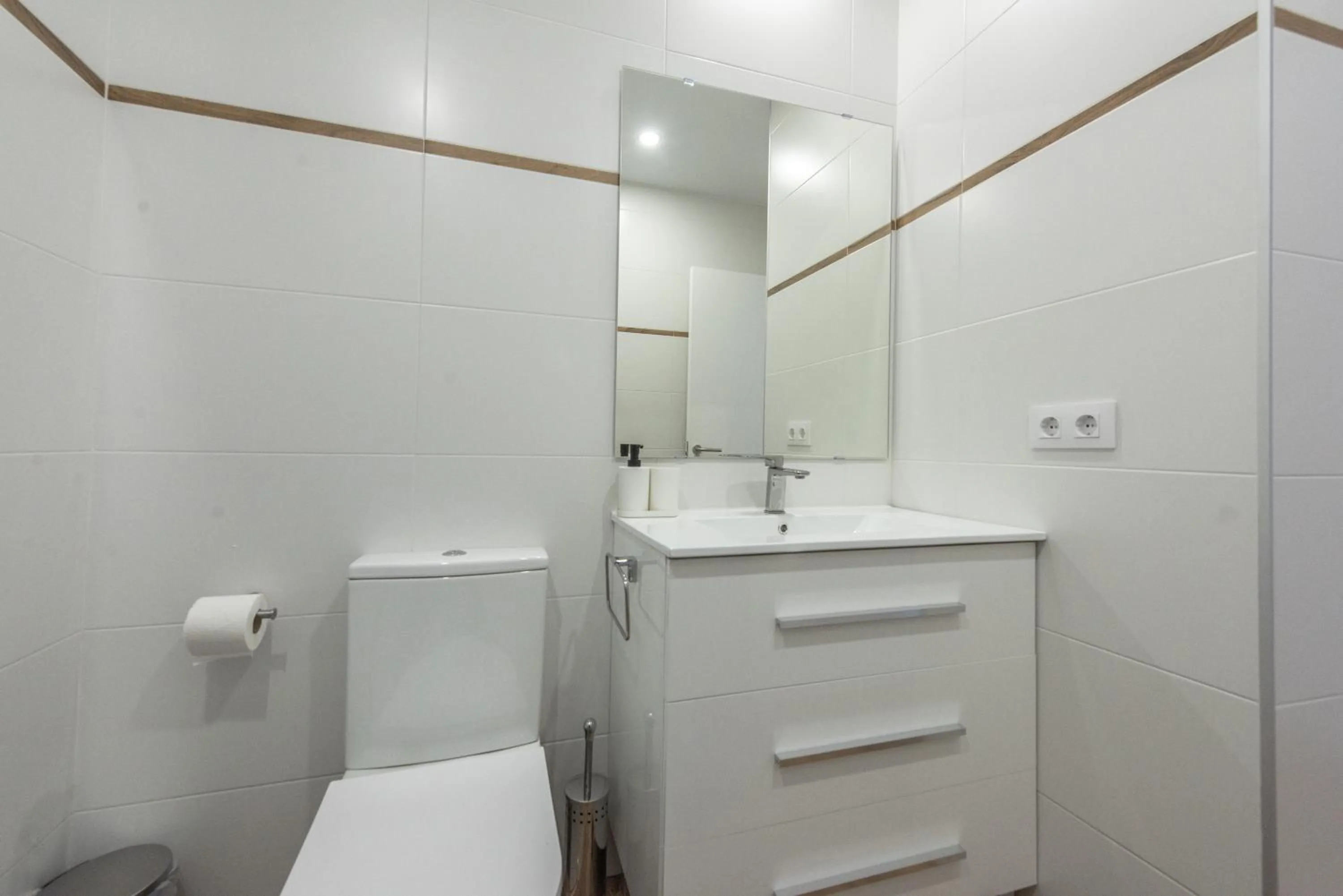 Bathroom in Apartamentos Santa María 15