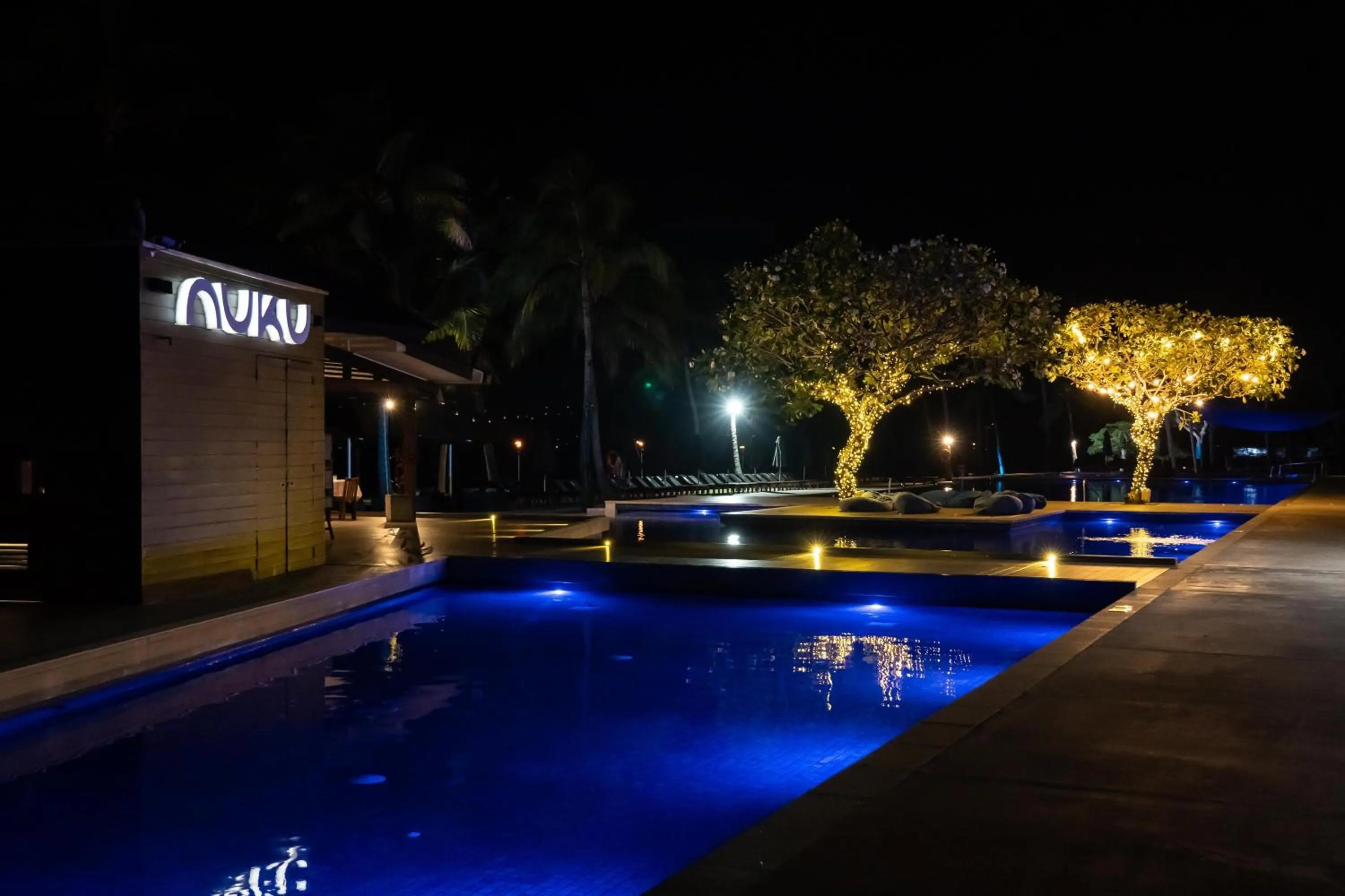 Pool view in Hilton Fiji Beach Resort and Spa