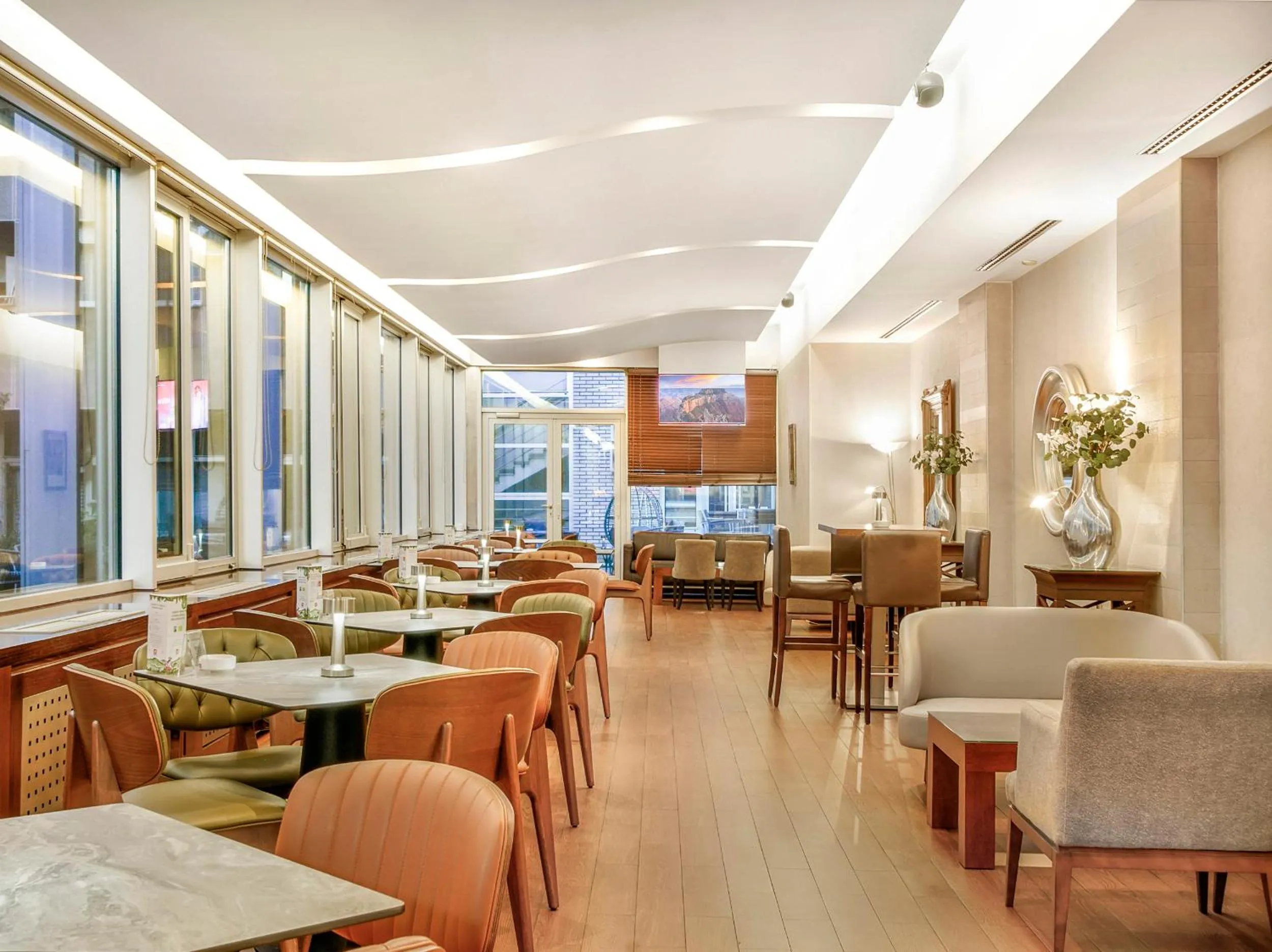 Lounge or bar in IN Hotel Beograd