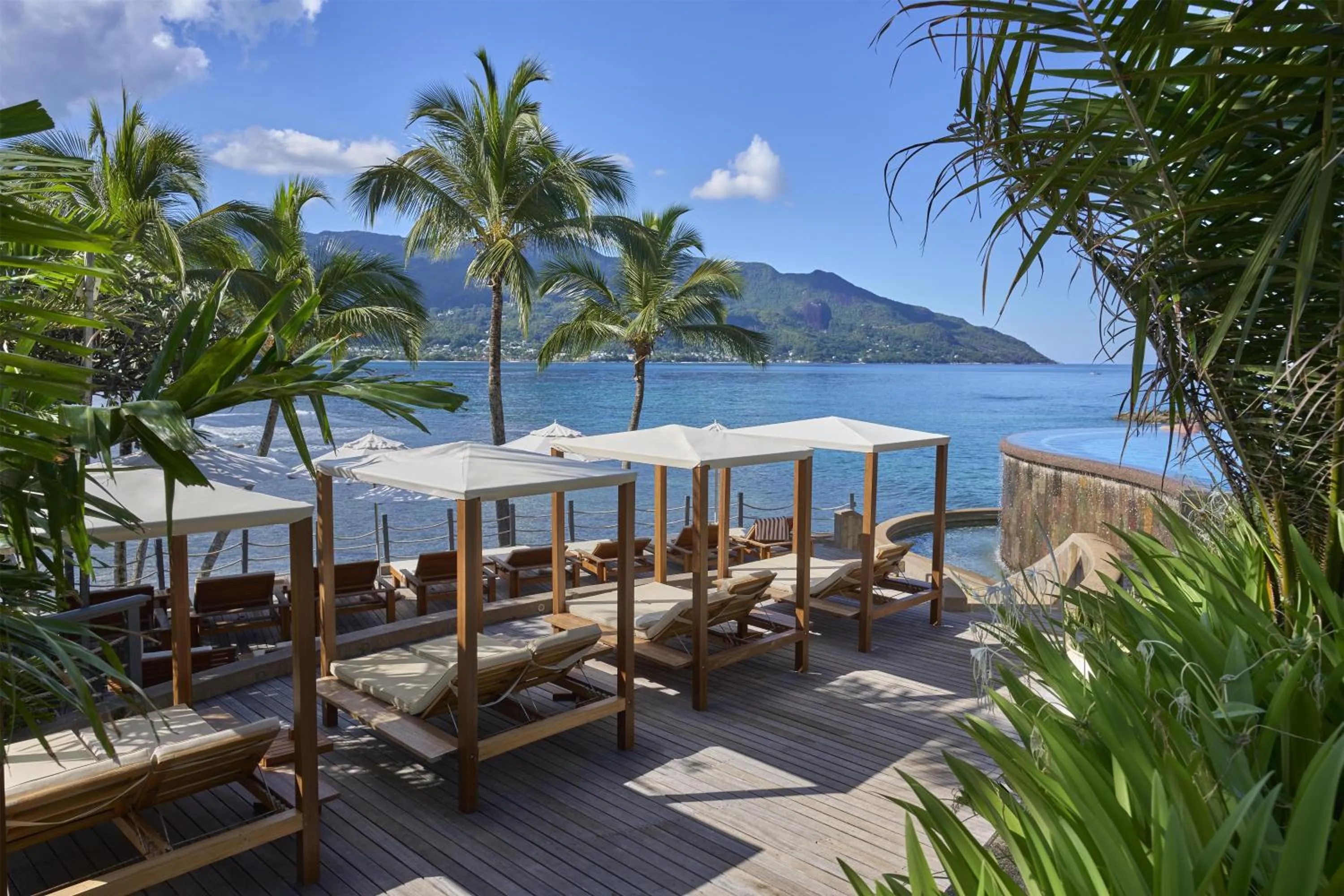 Garden in Hilton Seychelles Northolme Resort & Spa