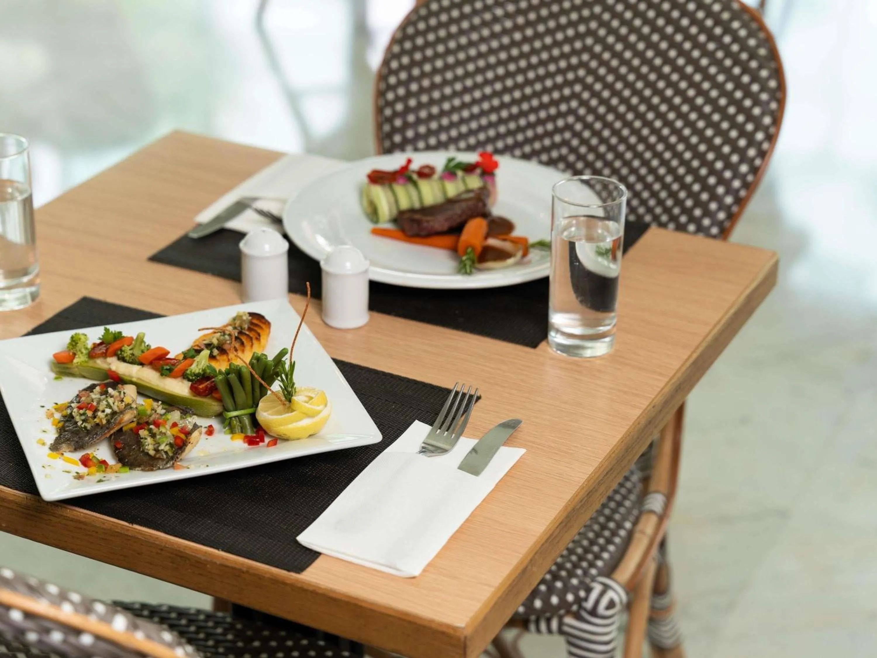 Restaurant/places to eat in Ibis Fes