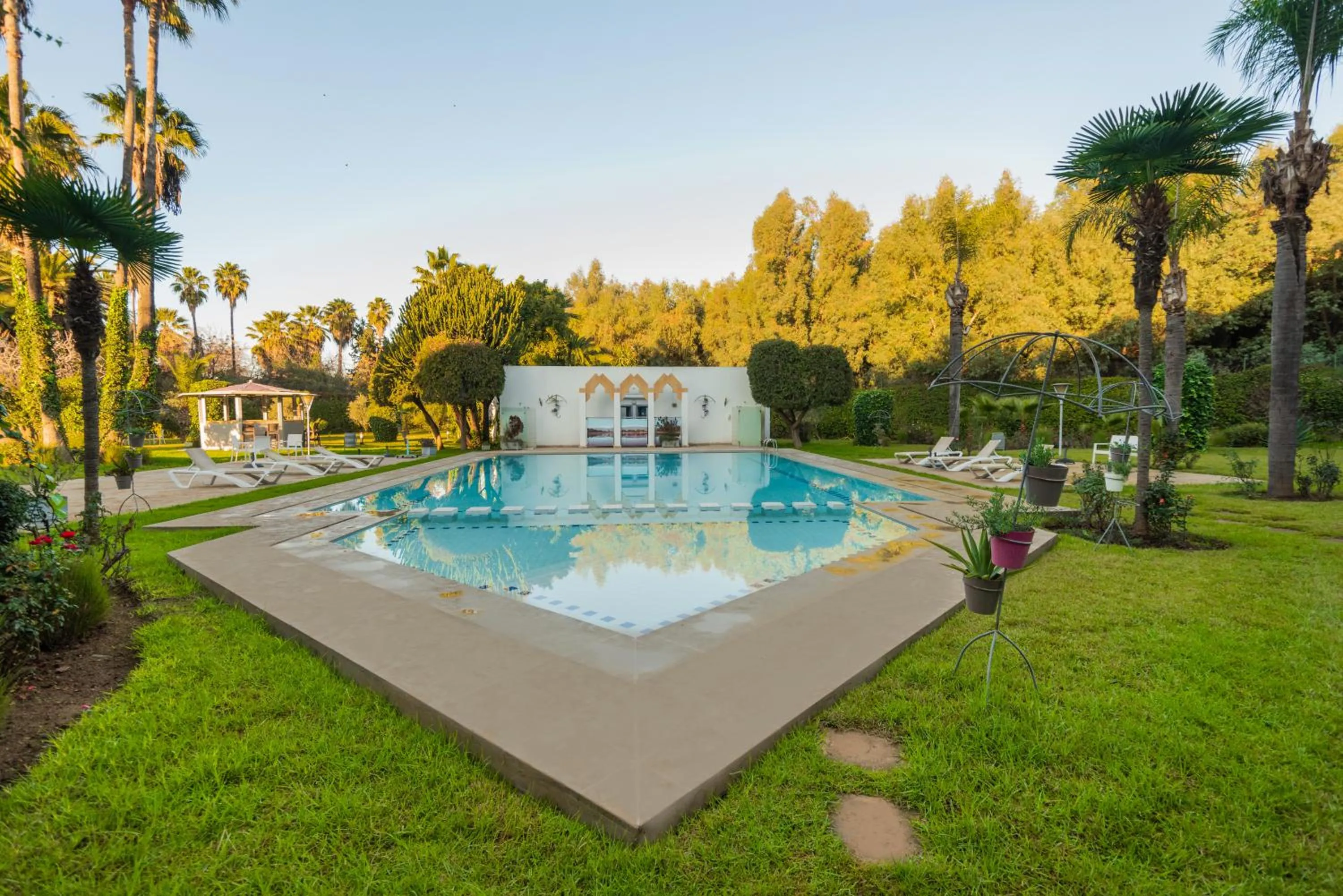 Swimming pool in Ibis Fes