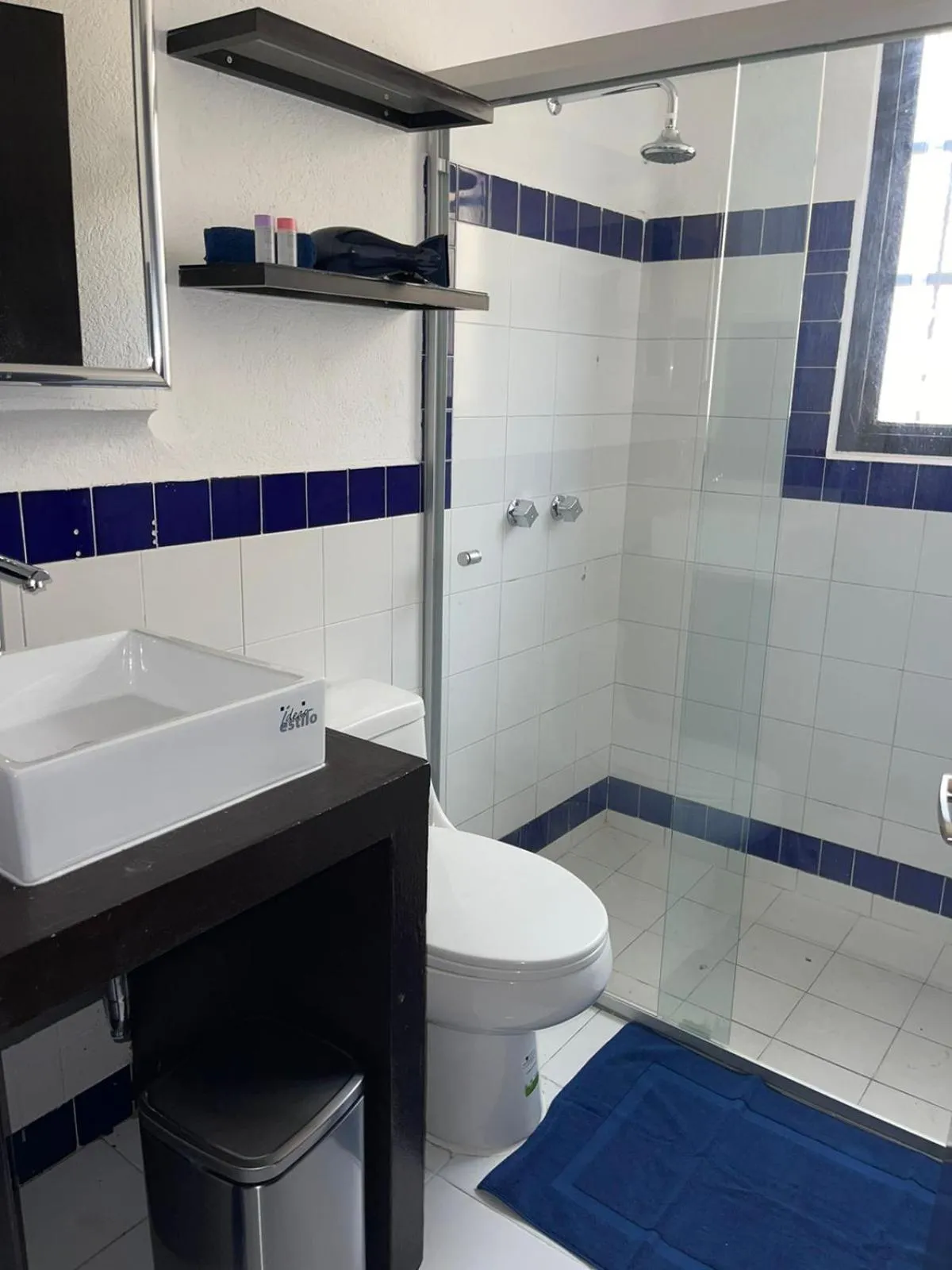 Deco 3 Downtown 3 bed Apartment