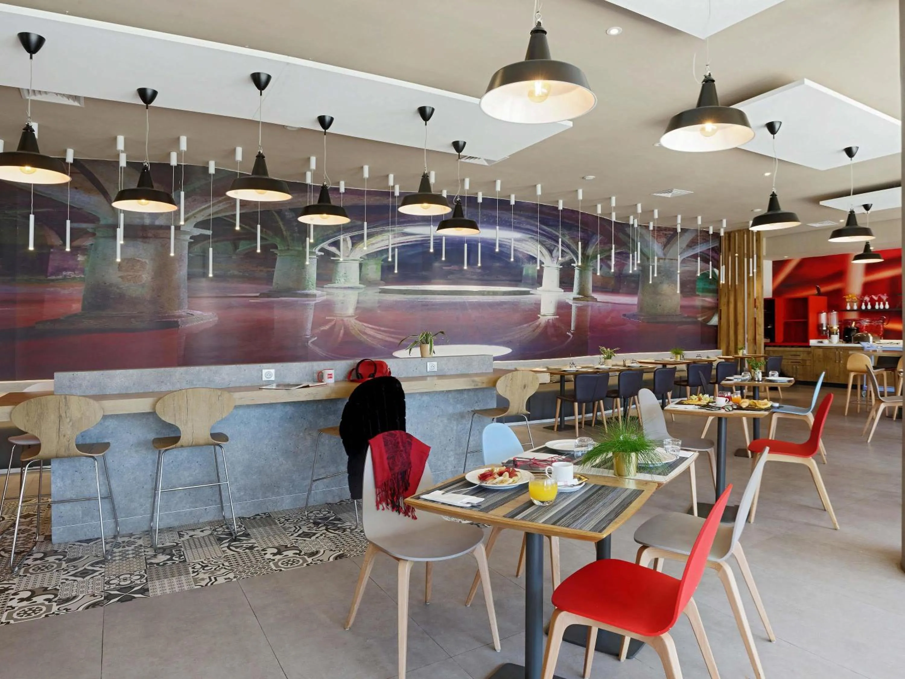 Restaurant/places to eat in Ibis El Jadida