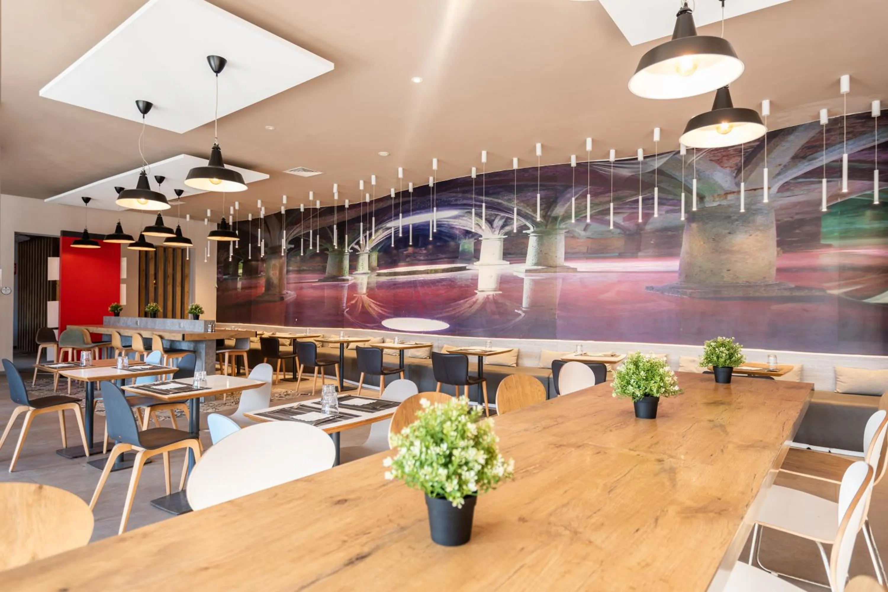 Restaurant/places to eat in Ibis El Jadida