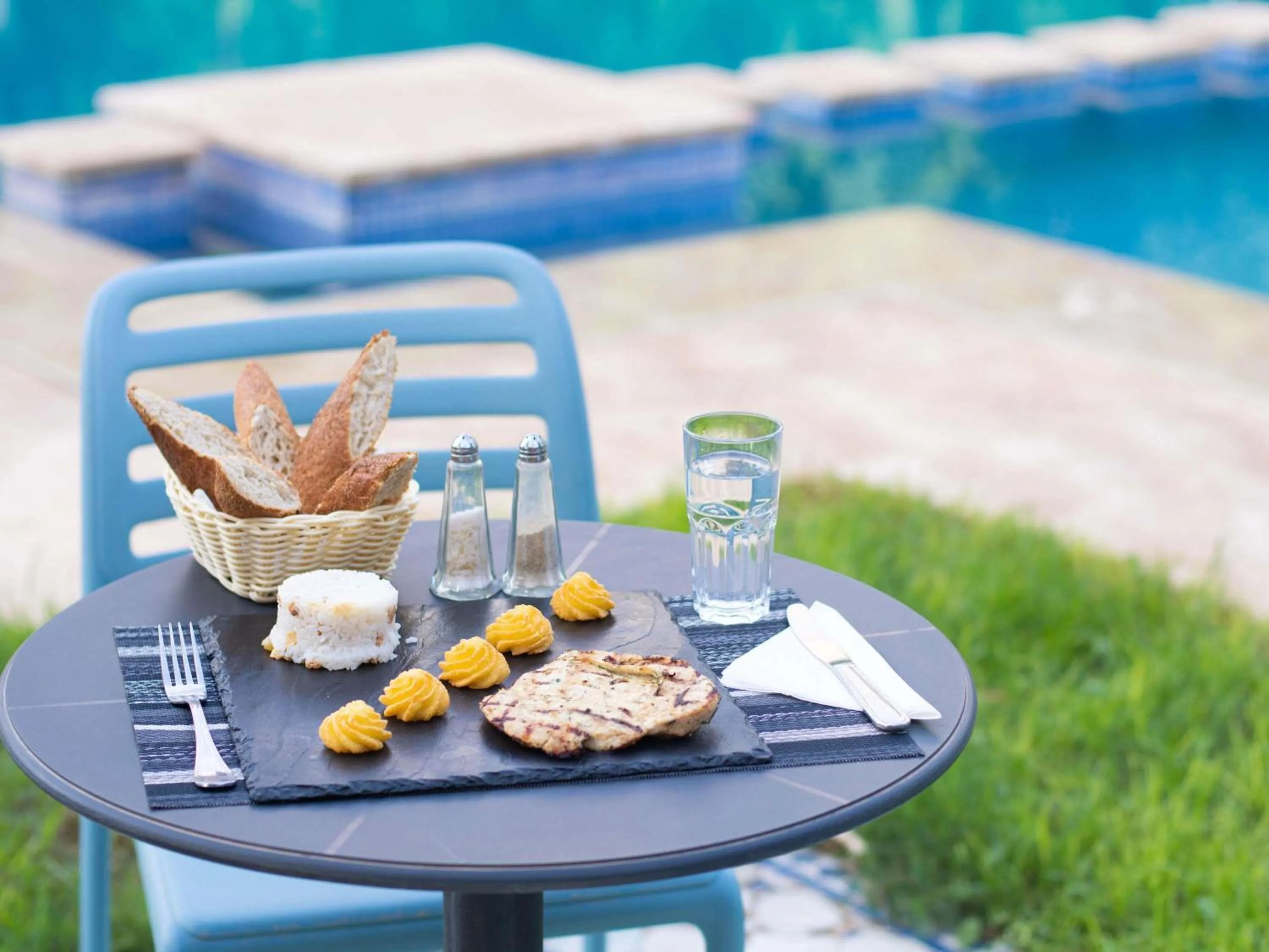 Restaurant/places to eat in Ibis Oujda