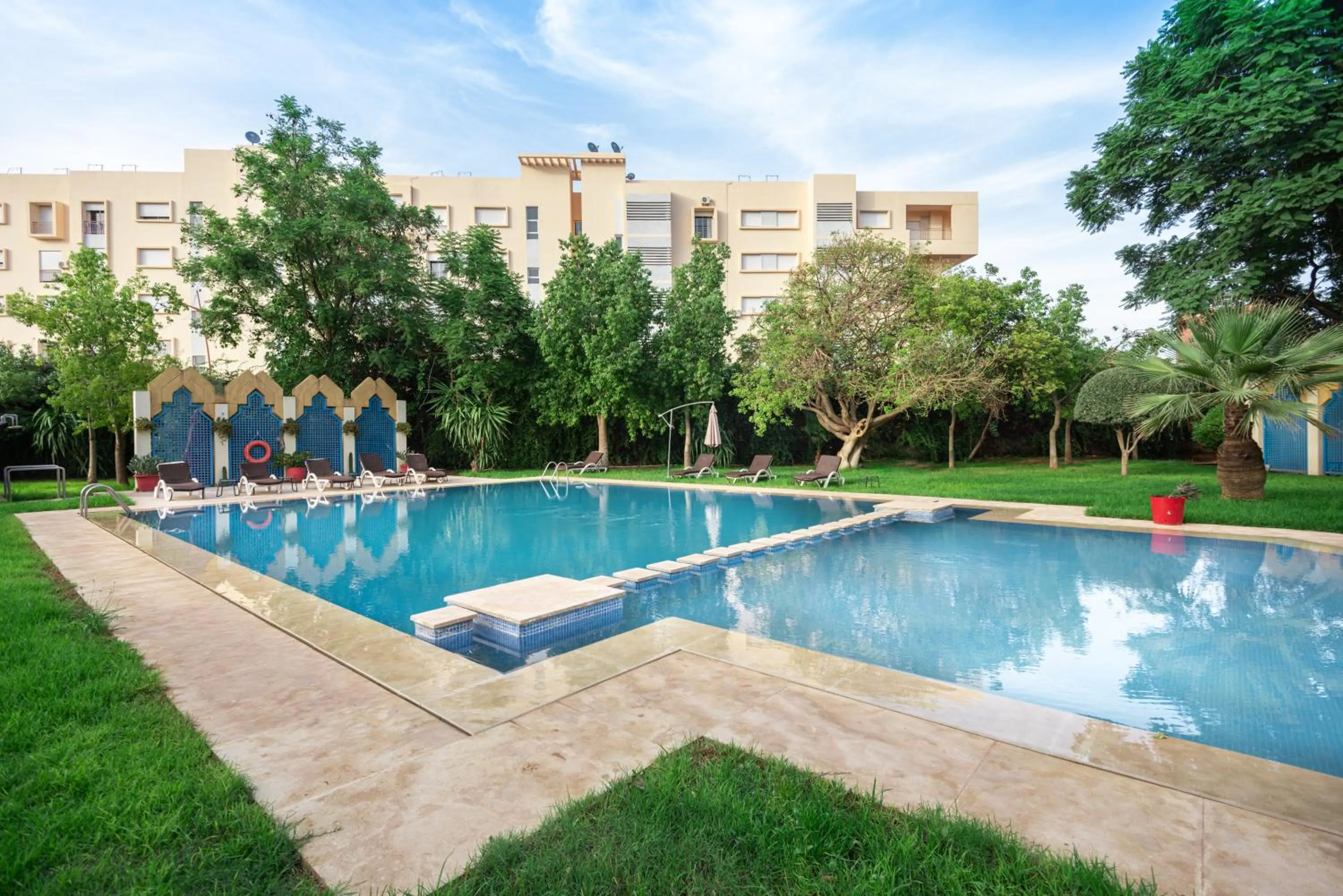 Swimming pool in Ibis Oujda