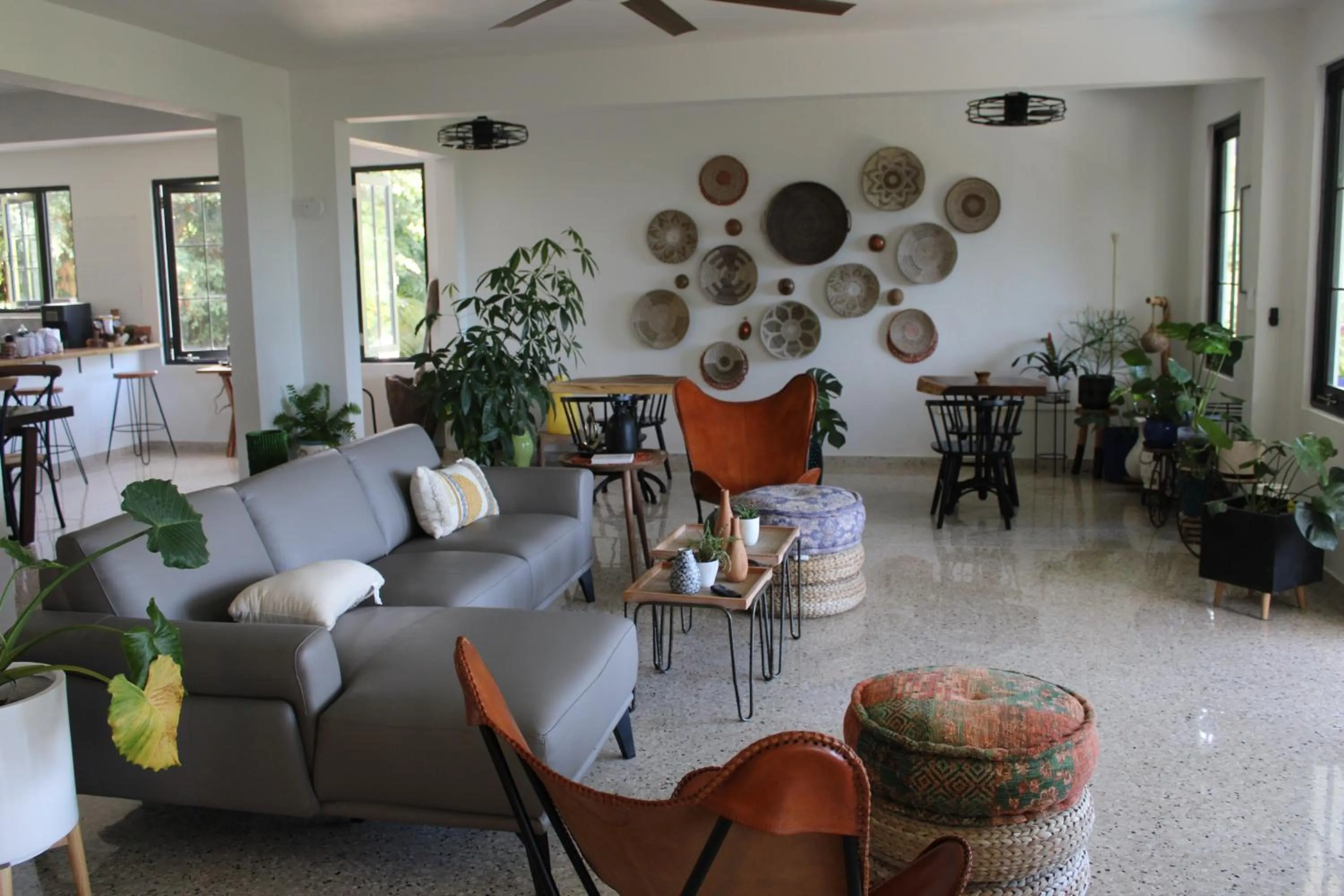 Living room in The Serene House Bed & Breakfast