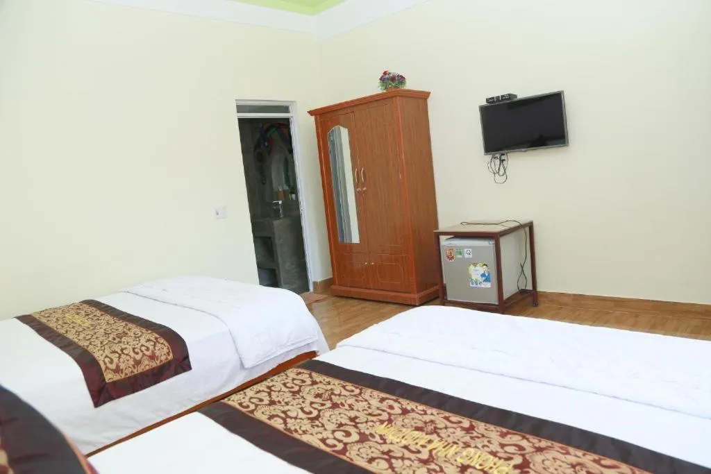 Deluxe Twin Room in Phong Nha Midtown hotel
