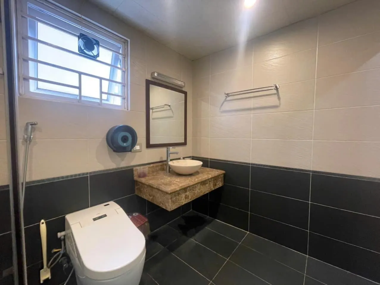 Ba Dinh Le rêveur Homestay