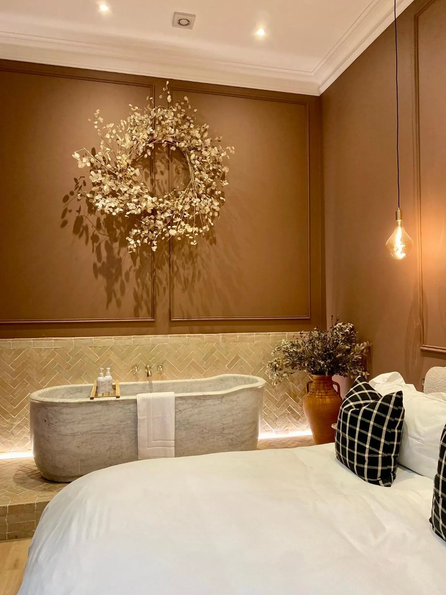 Bed in Railway House York by Chateau Anna