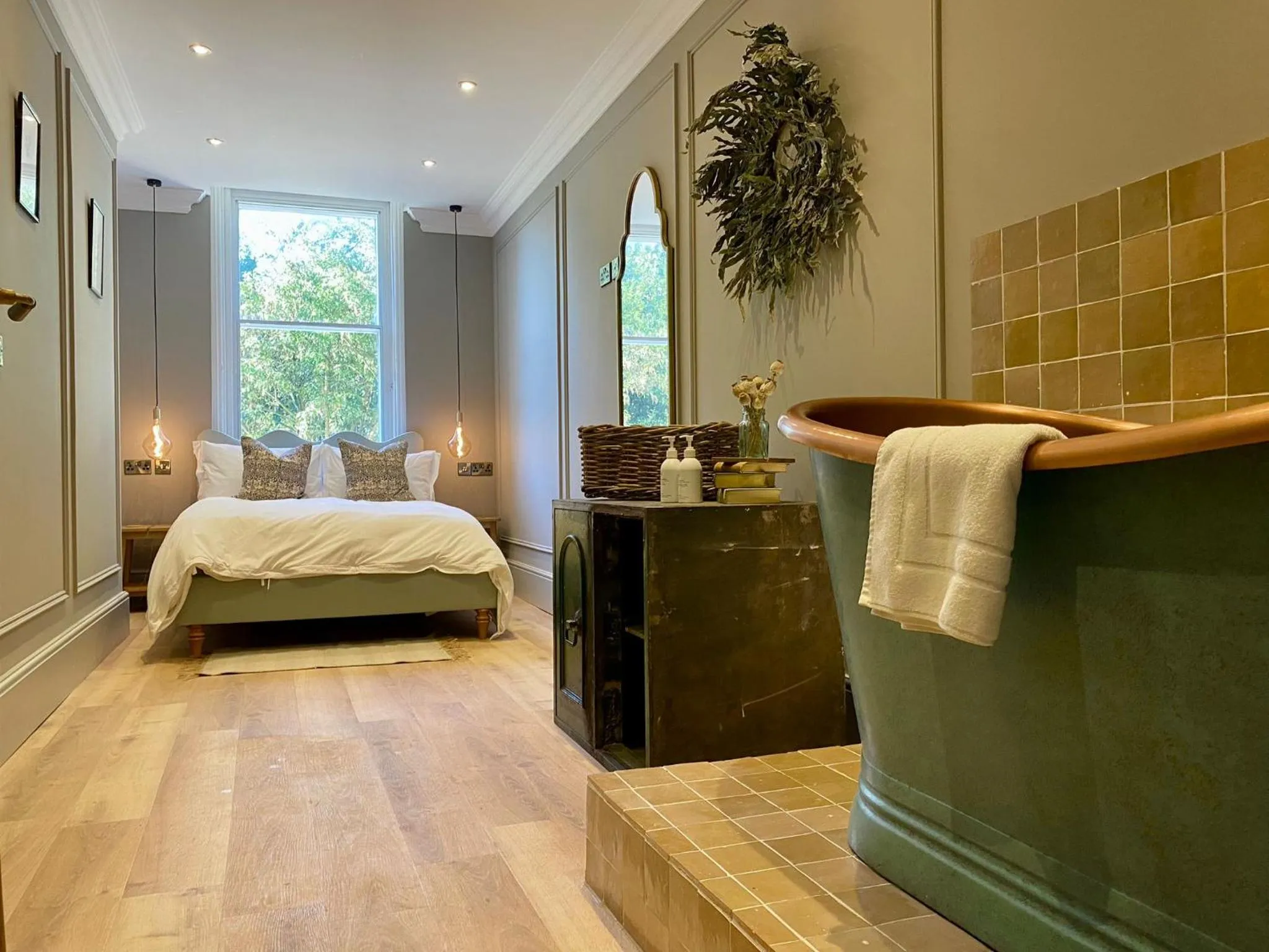 Bed in Railway House York by Chateau Anna